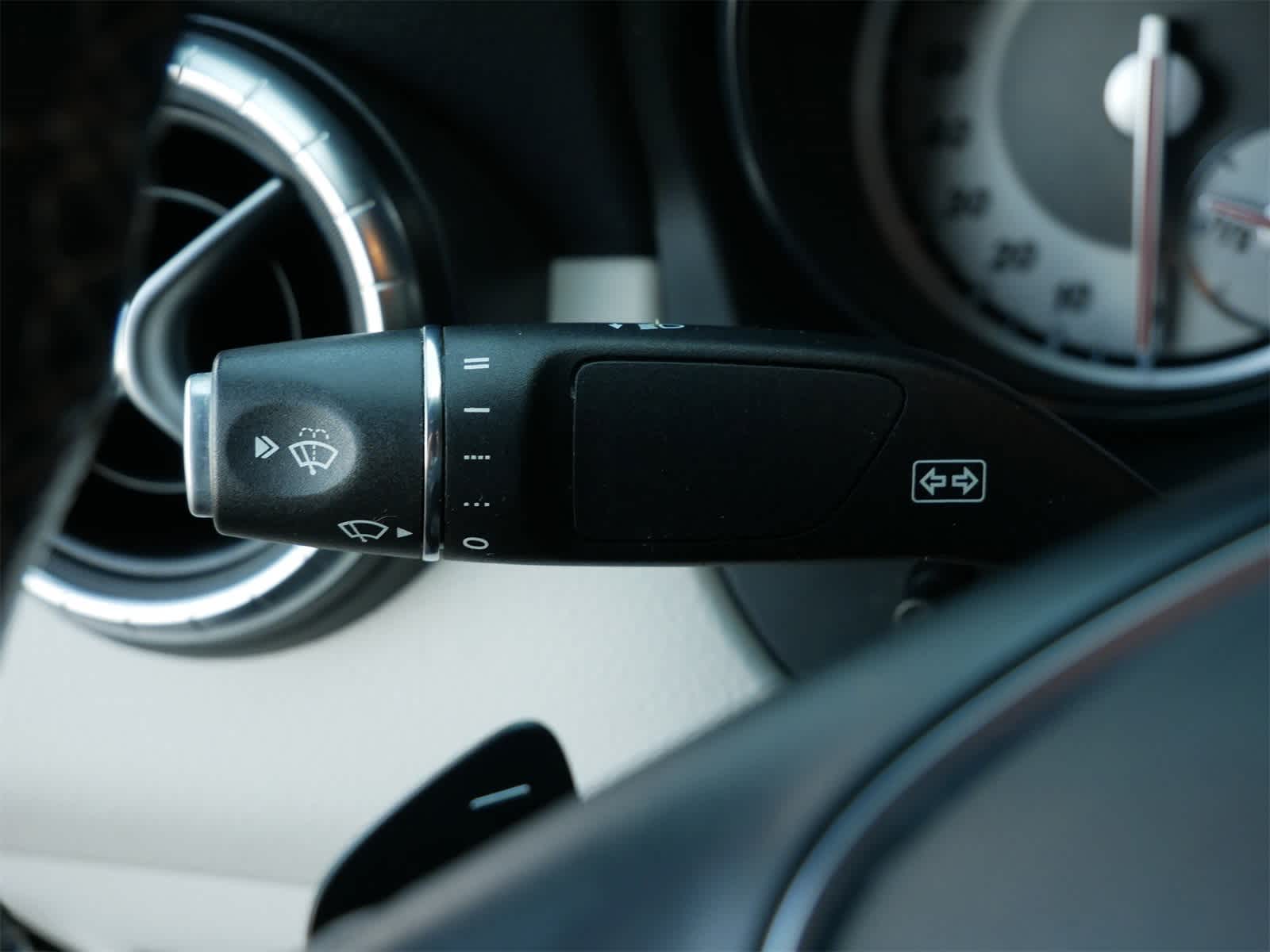 Thumbnail: 2015 Mercedes-Benz CLA - 13