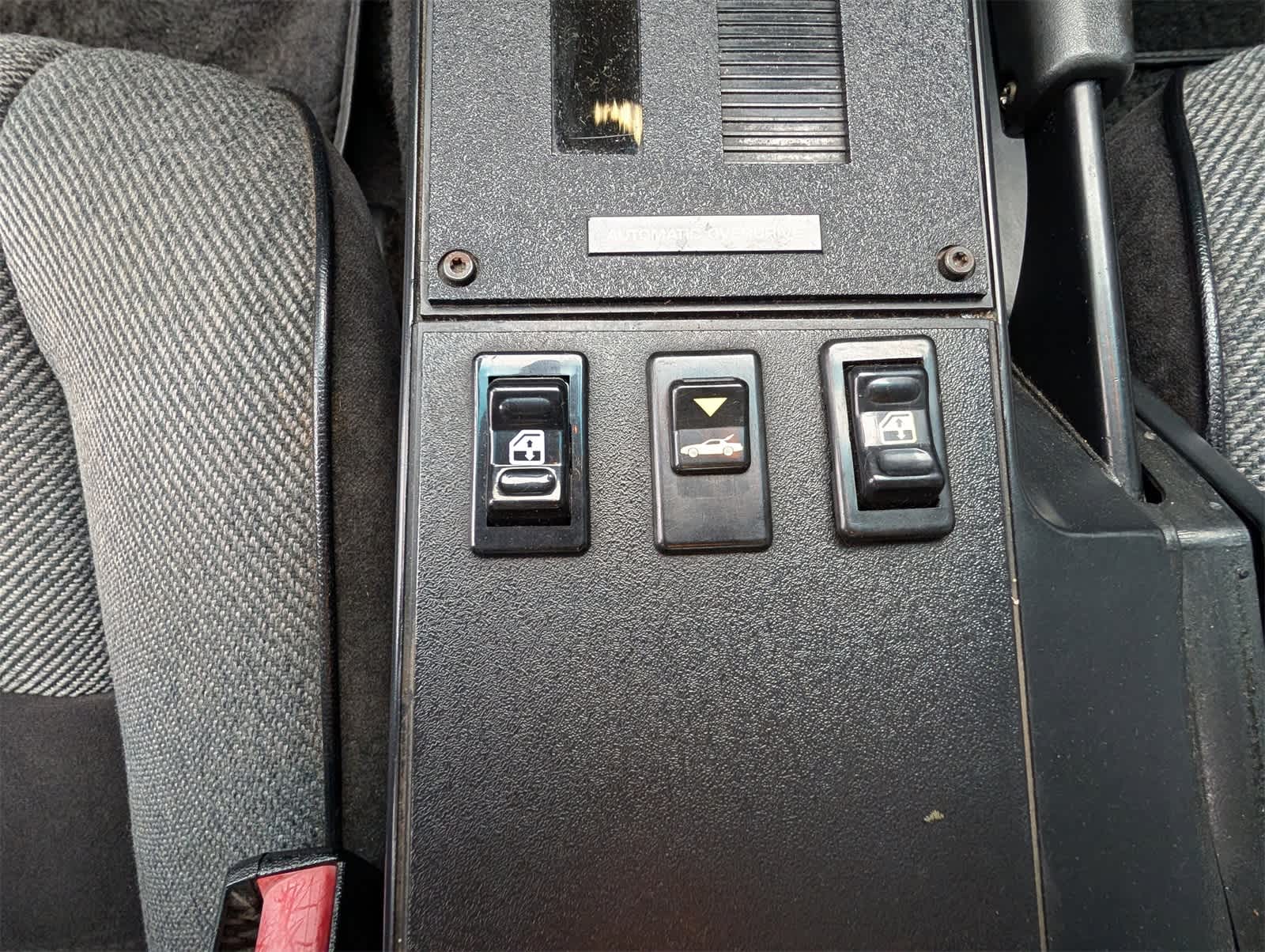 Thumbnail: 1992 Chevrolet Camaro - 10