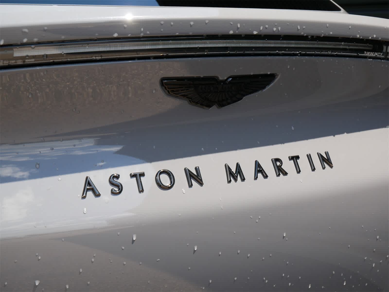 Thumbnail: 2021 Aston Martin DBX - 23
