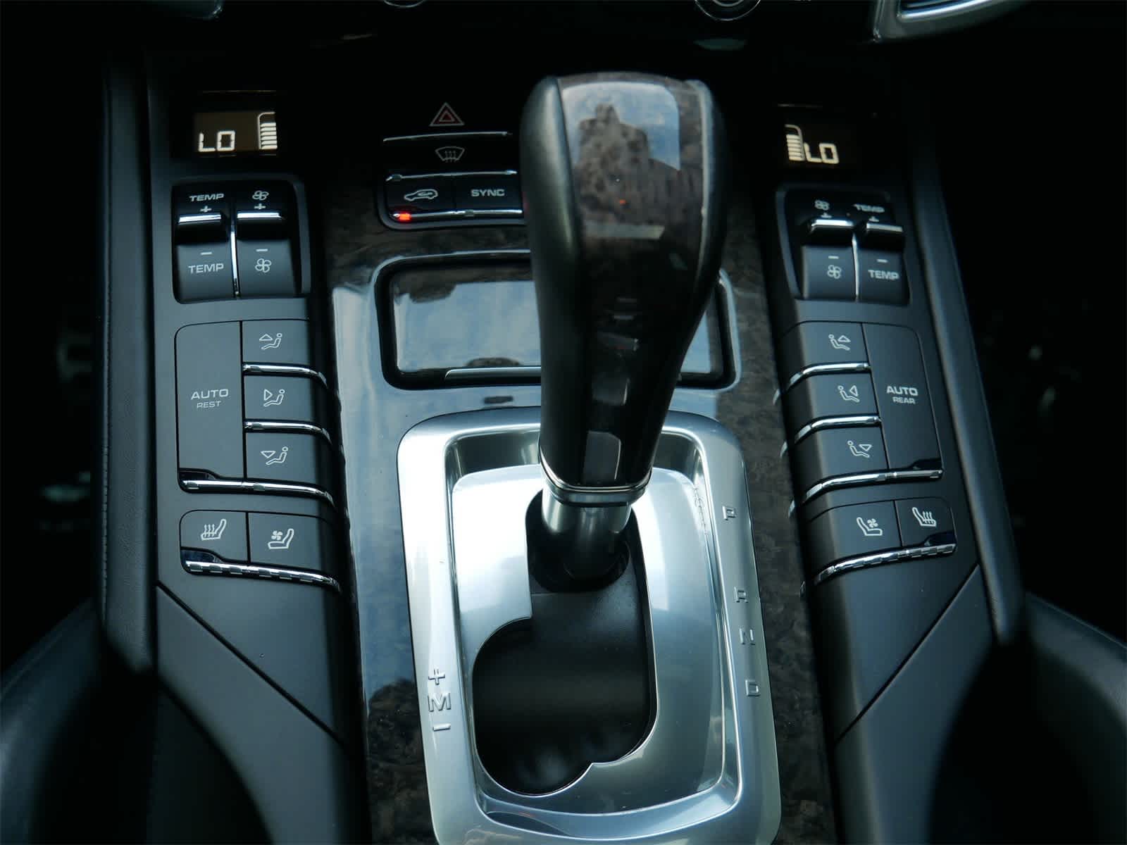 Thumbnail: 2014 Porsche Cayenne - 20