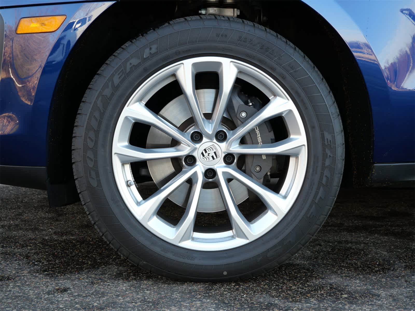 Thumbnail: 2025 Porsche Macan - 22