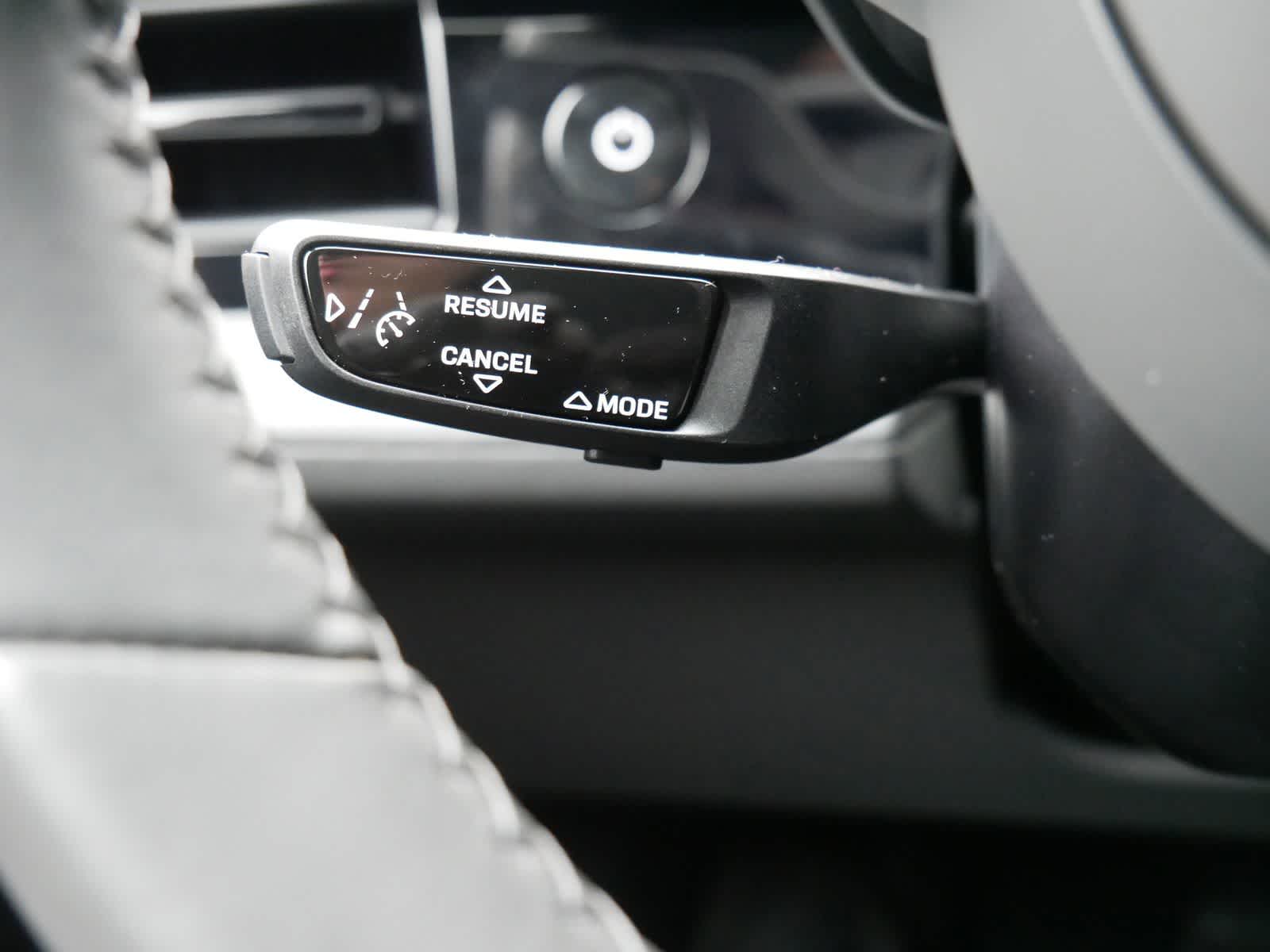 Thumbnail: 2021 Porsche Taycan - 21