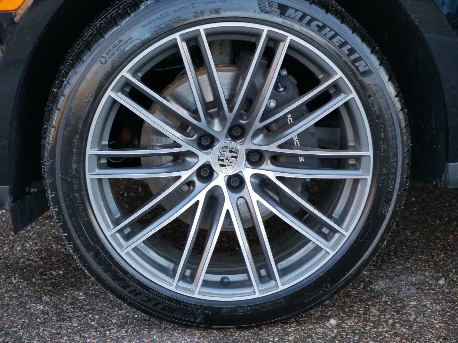 Thumbnail: 2025 Porsche Macan - 7