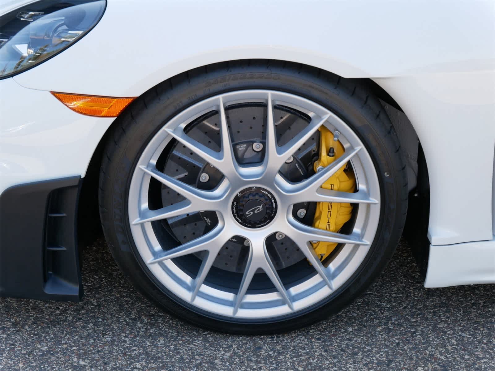 Thumbnail: 2025 Porsche  - 22