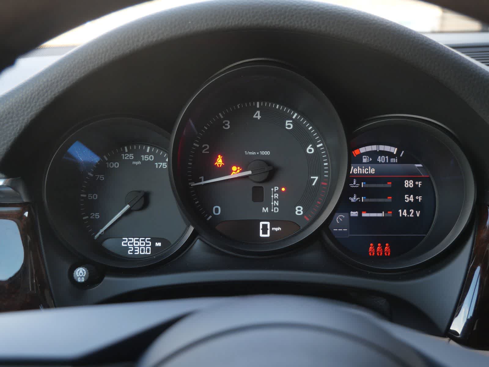 Thumbnail: 2024 Porsche Macan - 20