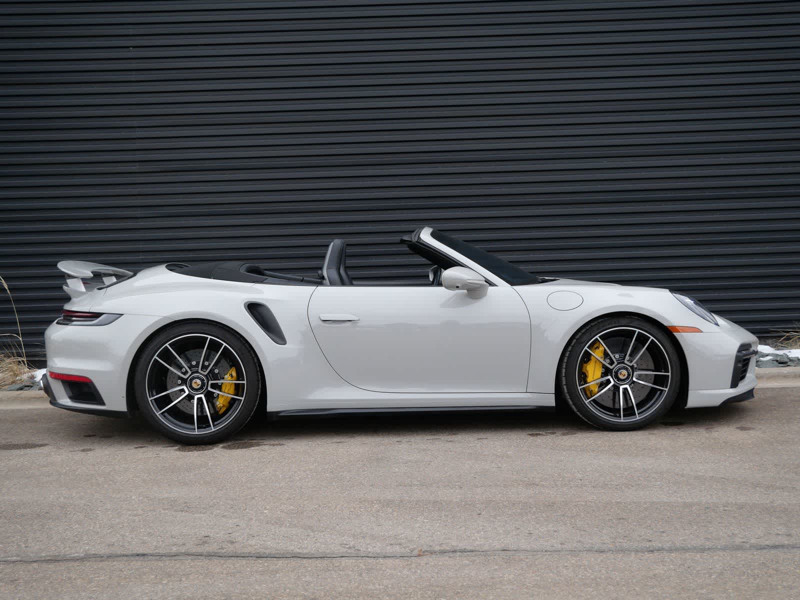 Thumbnail: 2024 Porsche 911 - 26