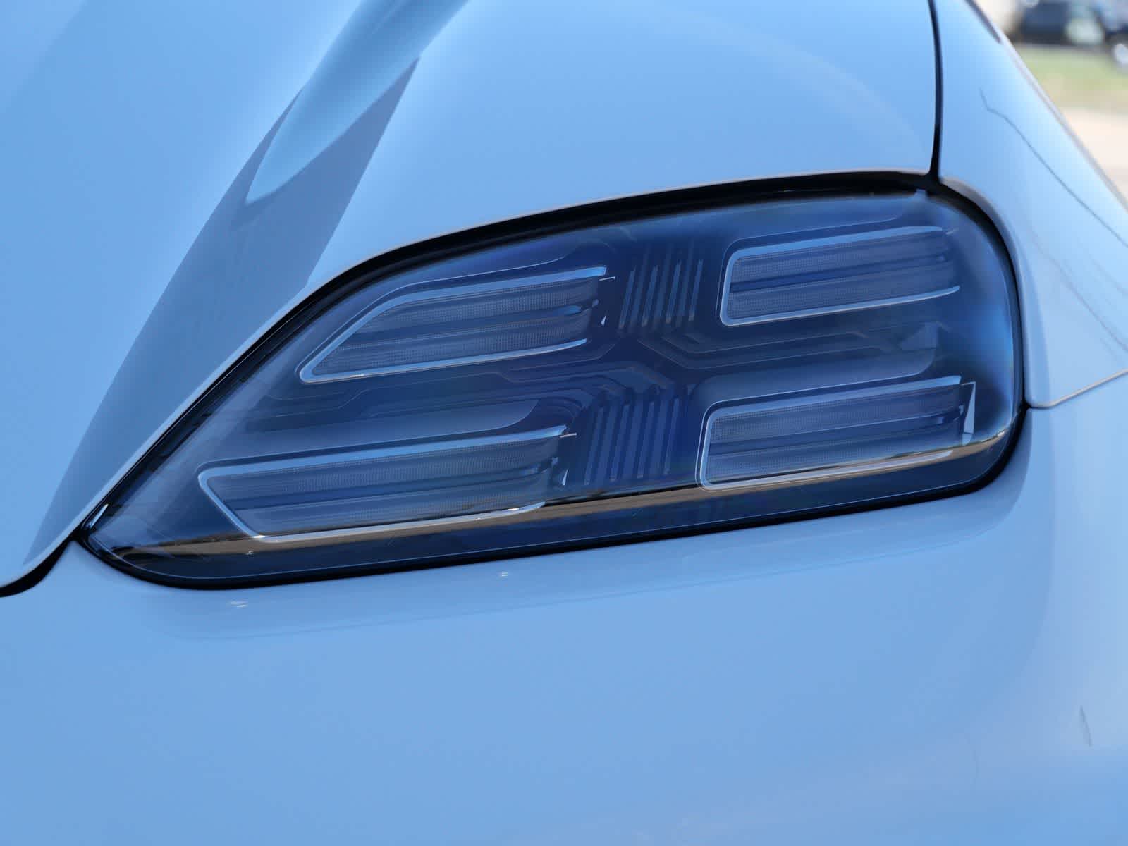 Thumbnail: 2026 Porsche Macan - 6
