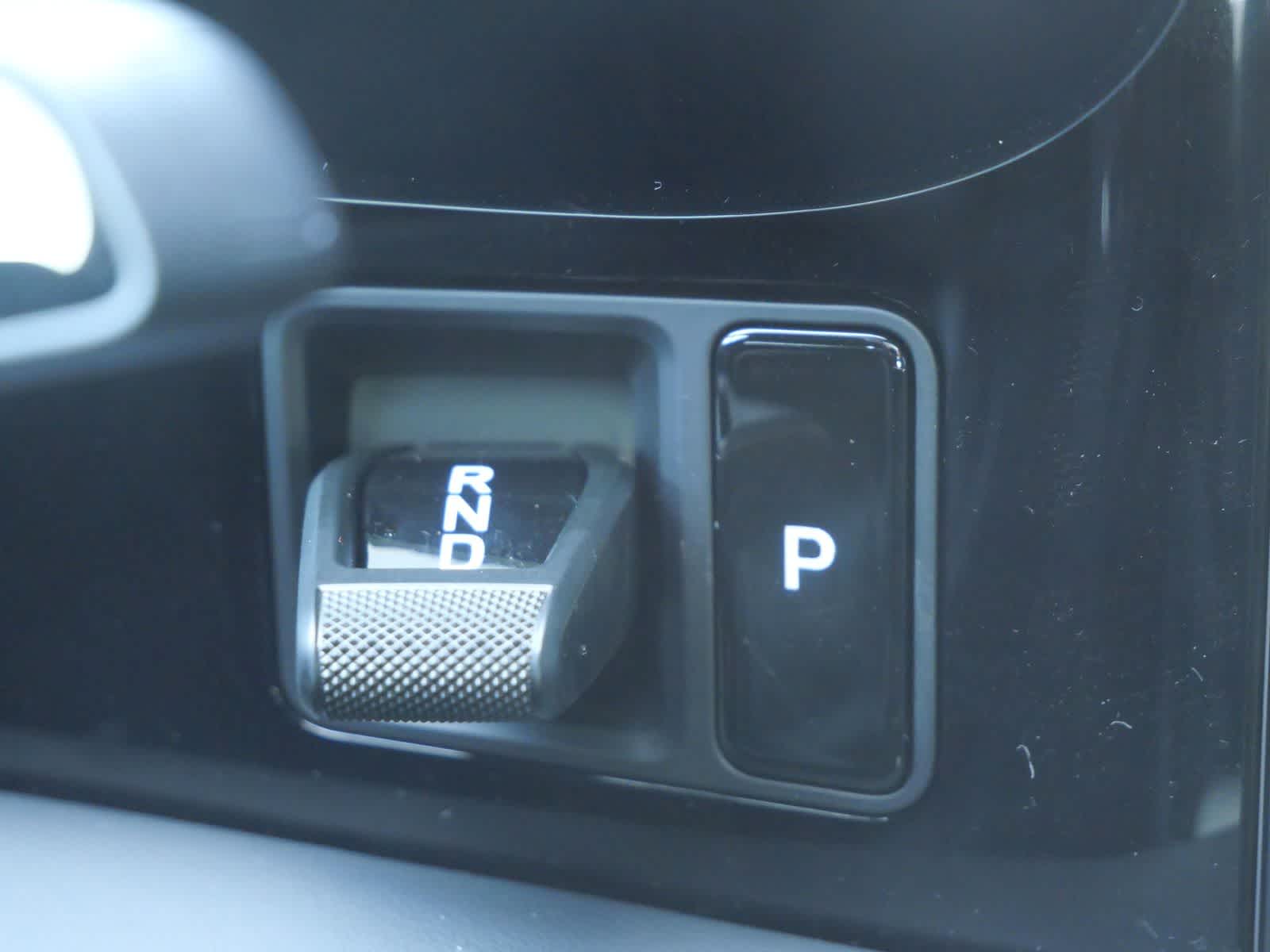 Thumbnail: 2026 Porsche Taycan - 14