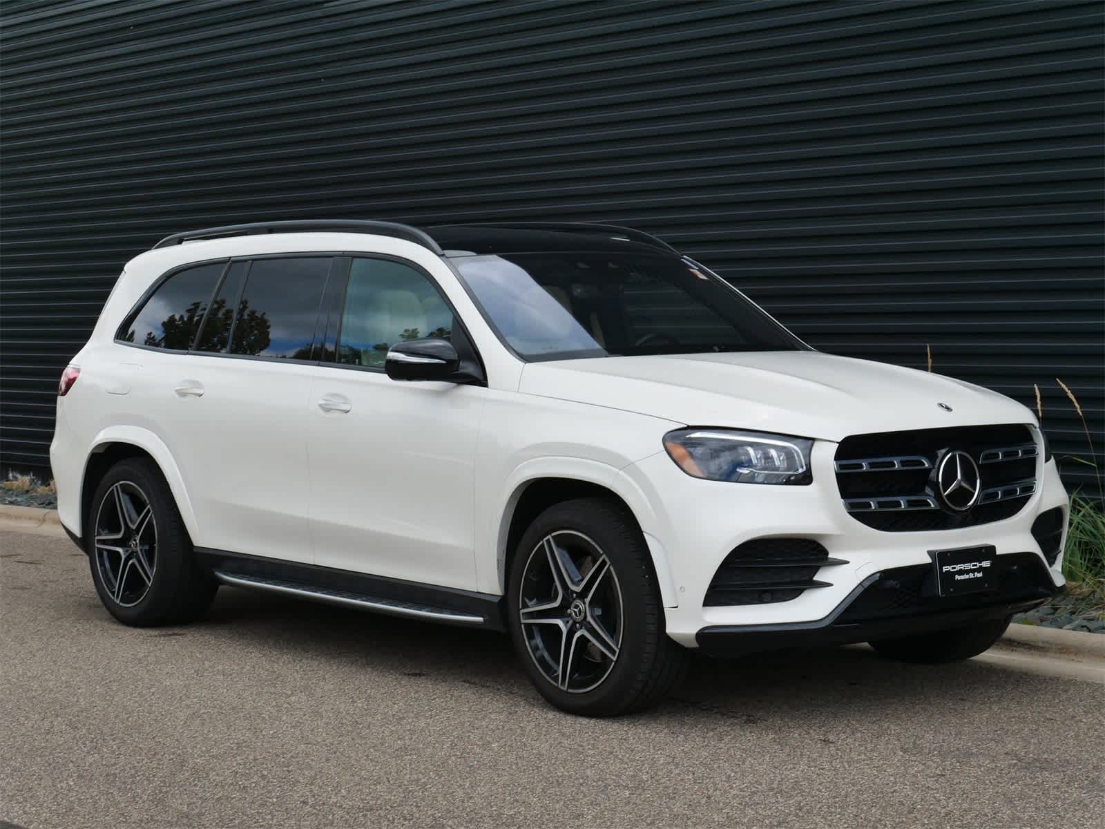 Thumbnail: 2023 Mercedes-Benz GLS - 15