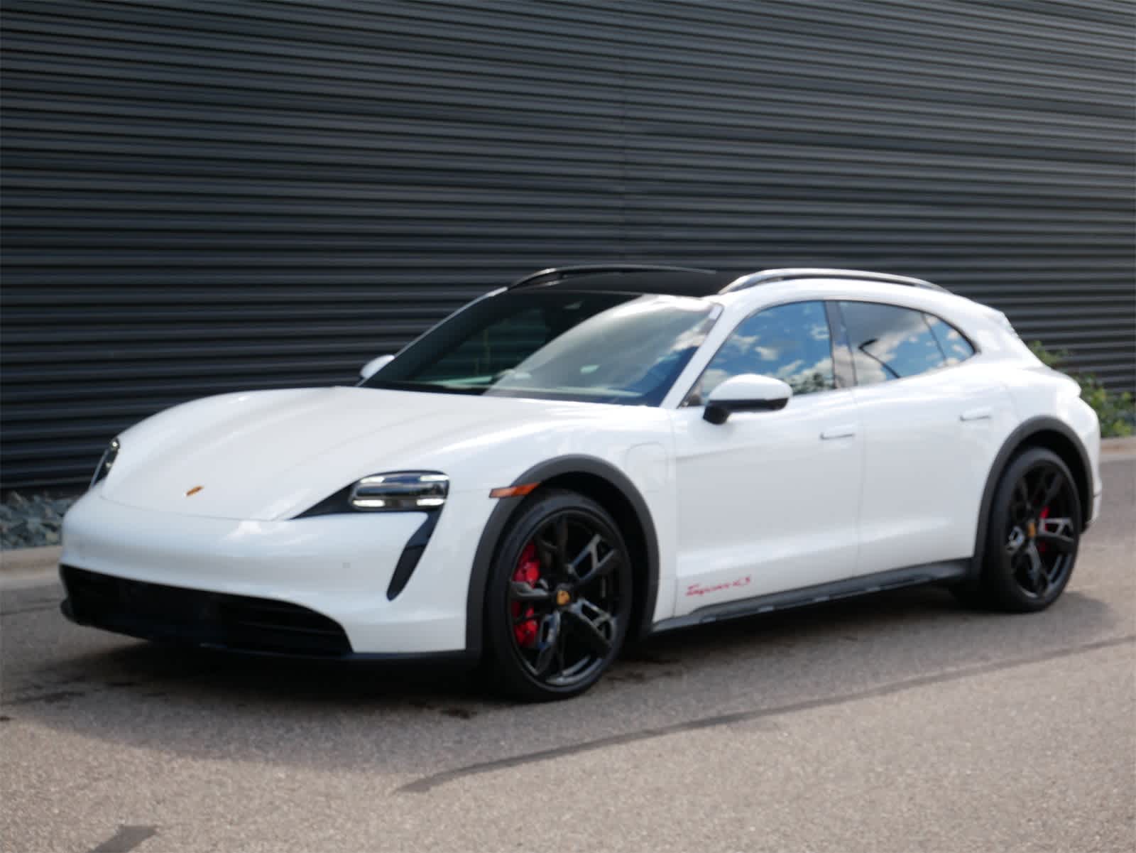 Thumbnail: 2023 Porsche Taycan - 1