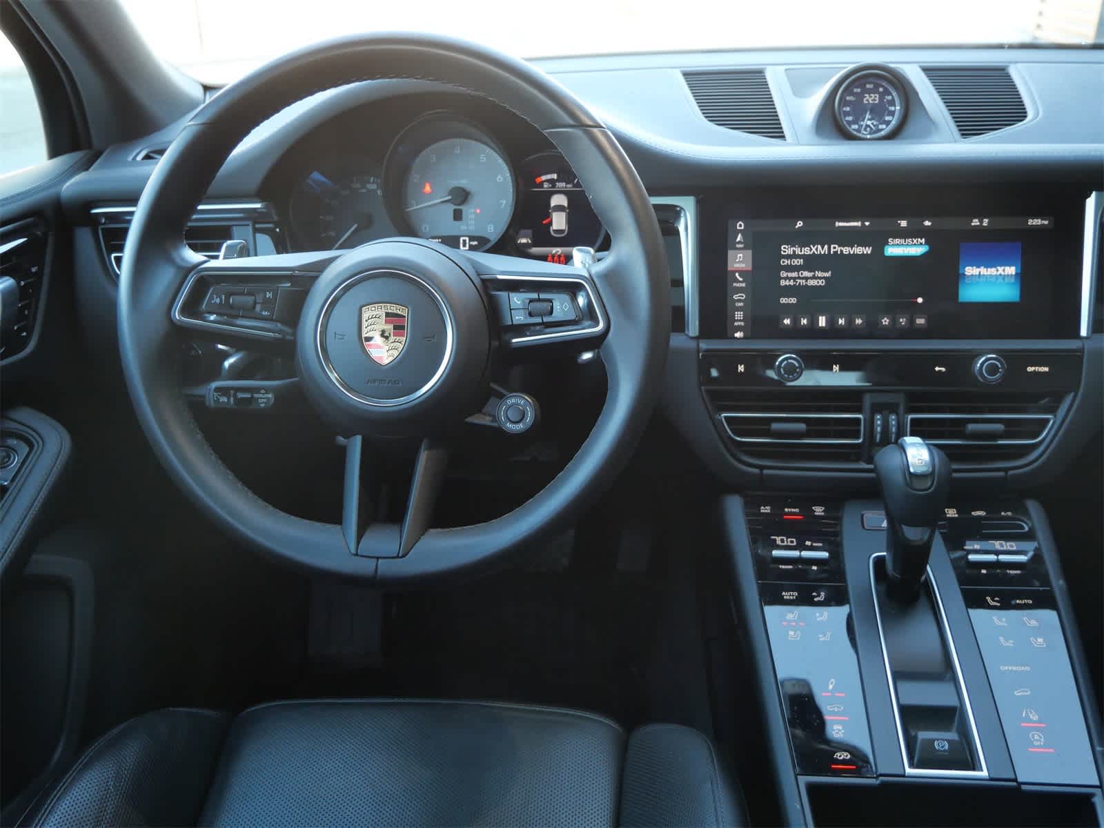 Thumbnail: 2024 Porsche Macan - 15