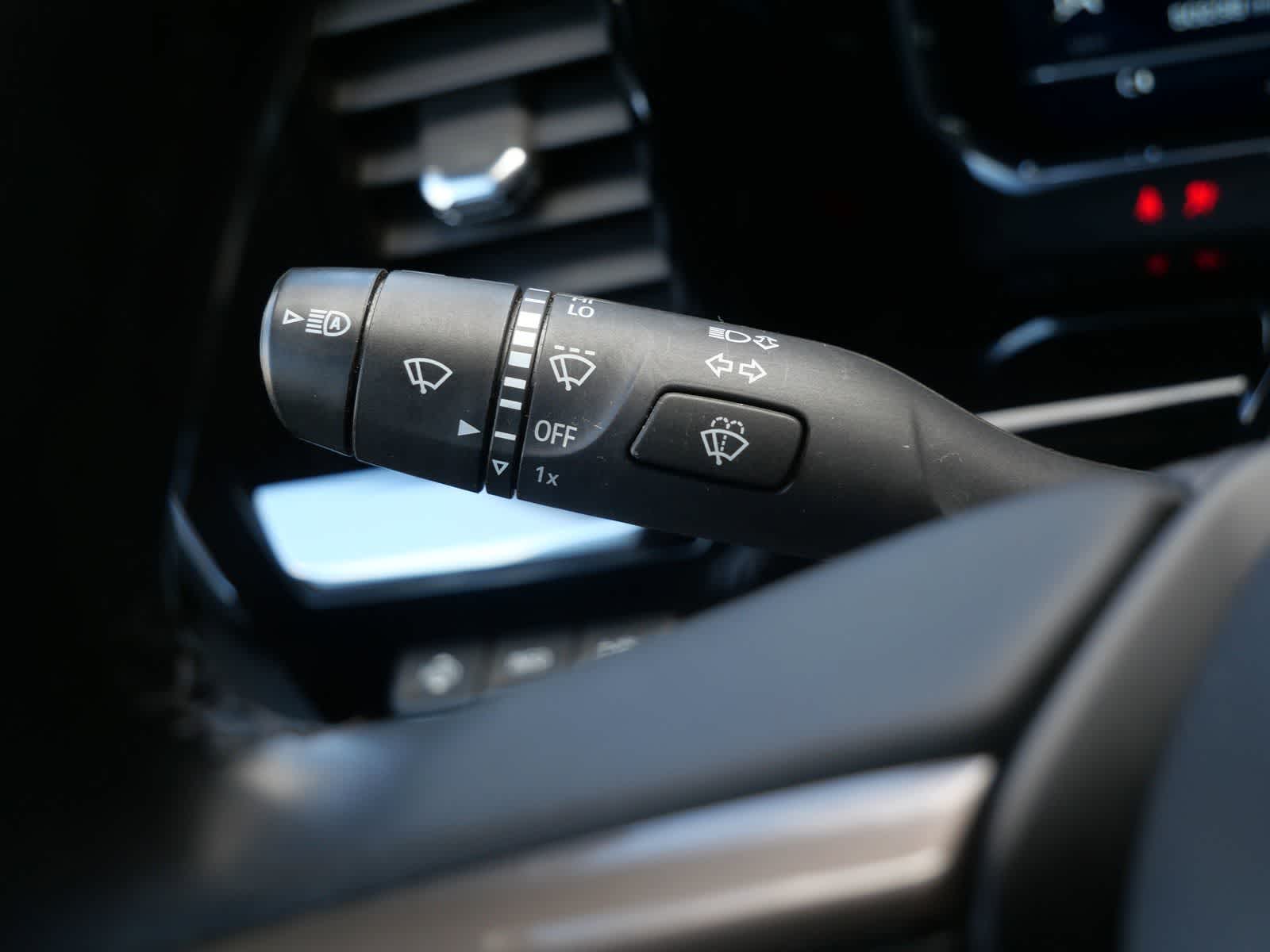 Thumbnail: 2024 Chevrolet Silverado 3500 - 17