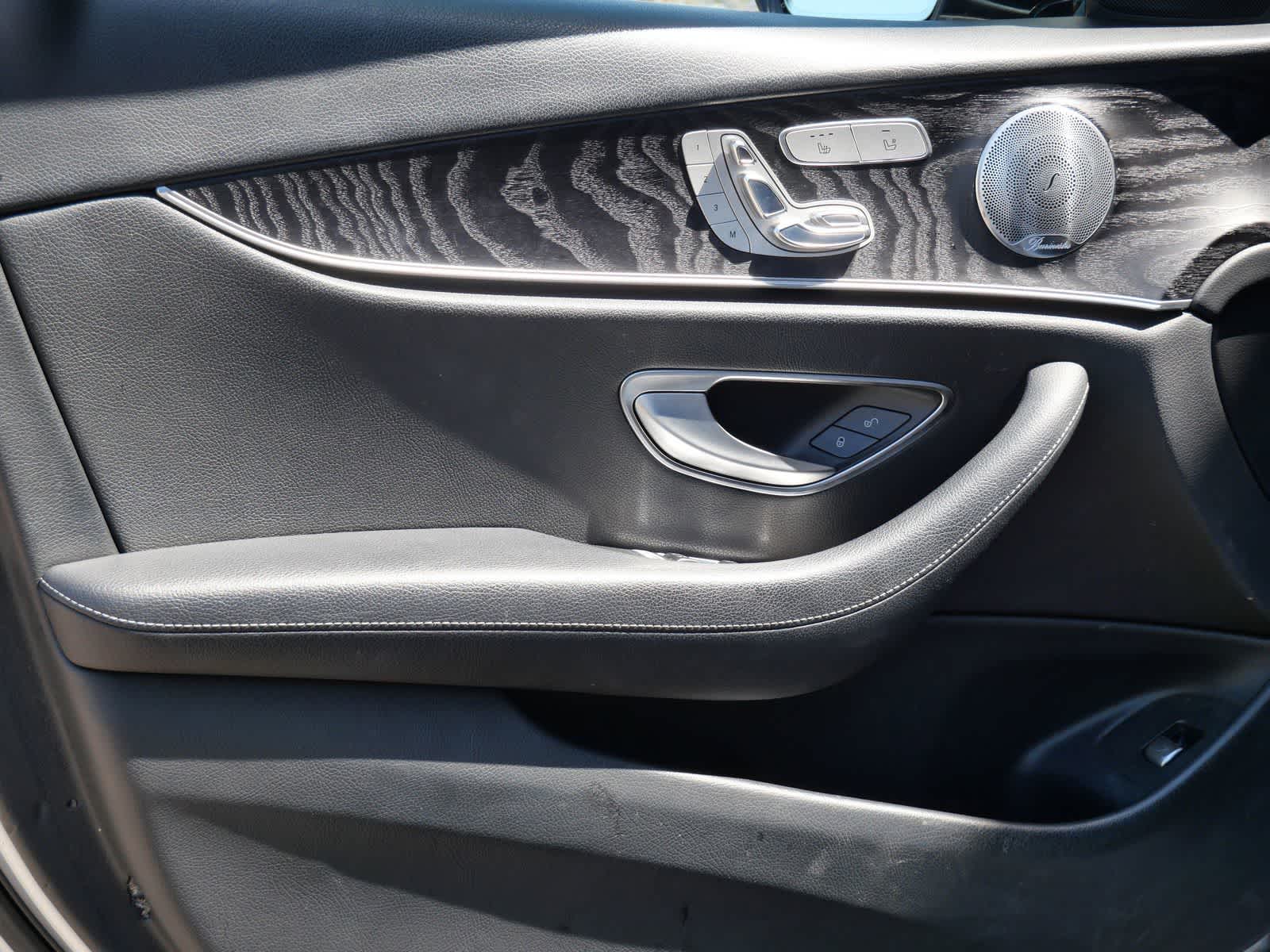 Thumbnail: 2017 Mercedes-Benz E-Class - 9