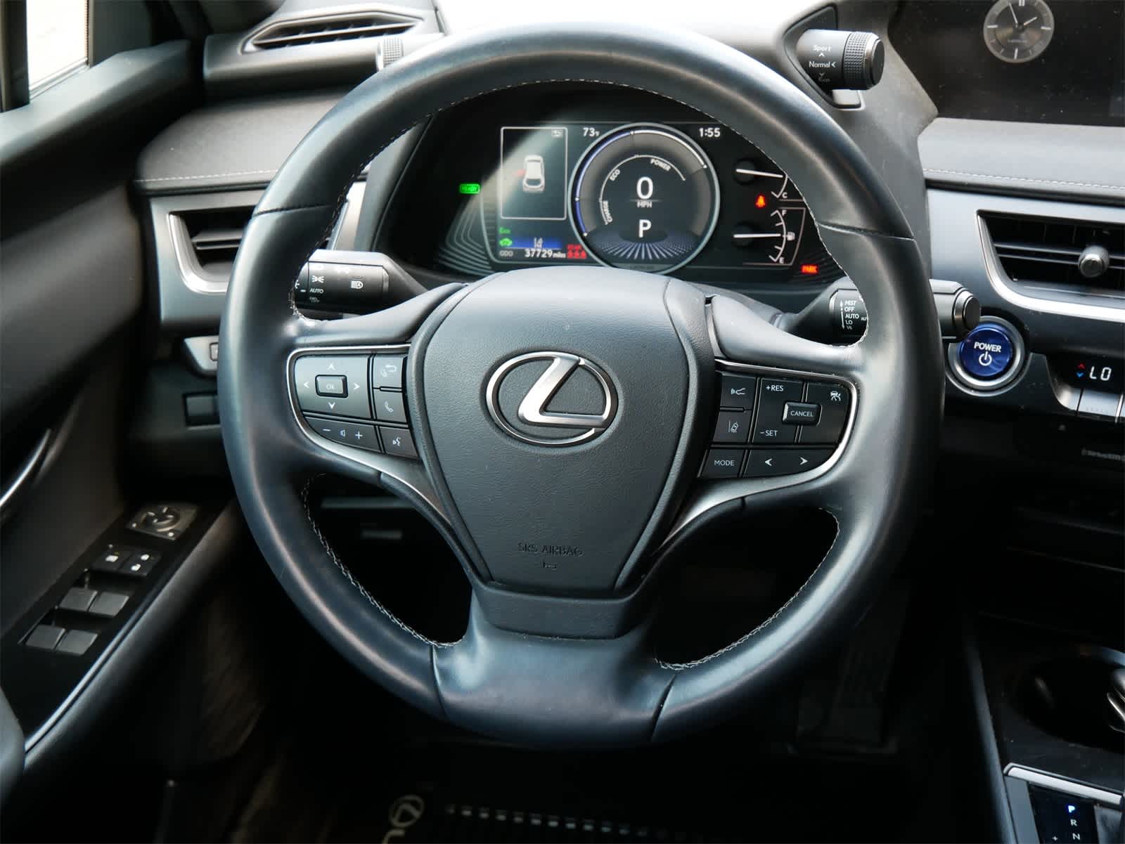 Thumbnail: 2021 Lexus UX - 9
