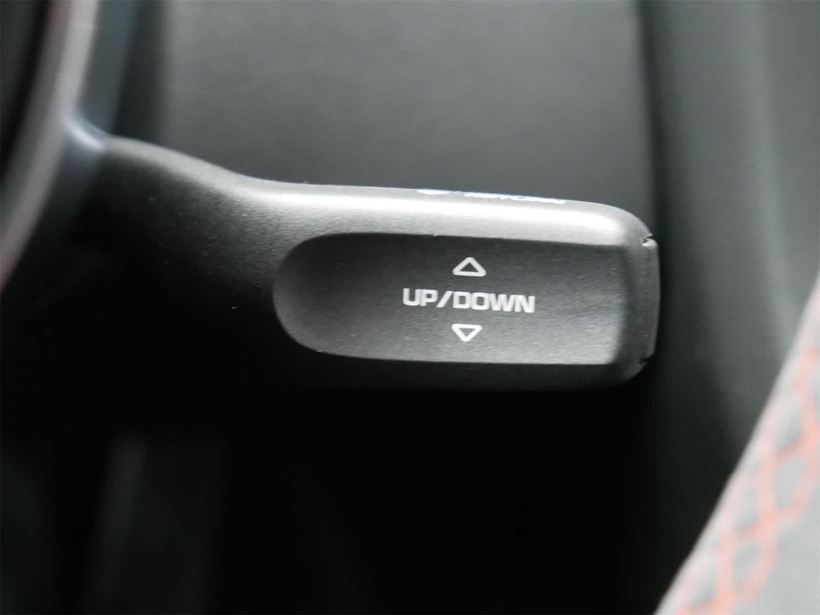 Thumbnail: 2016 Porsche 911 - 16