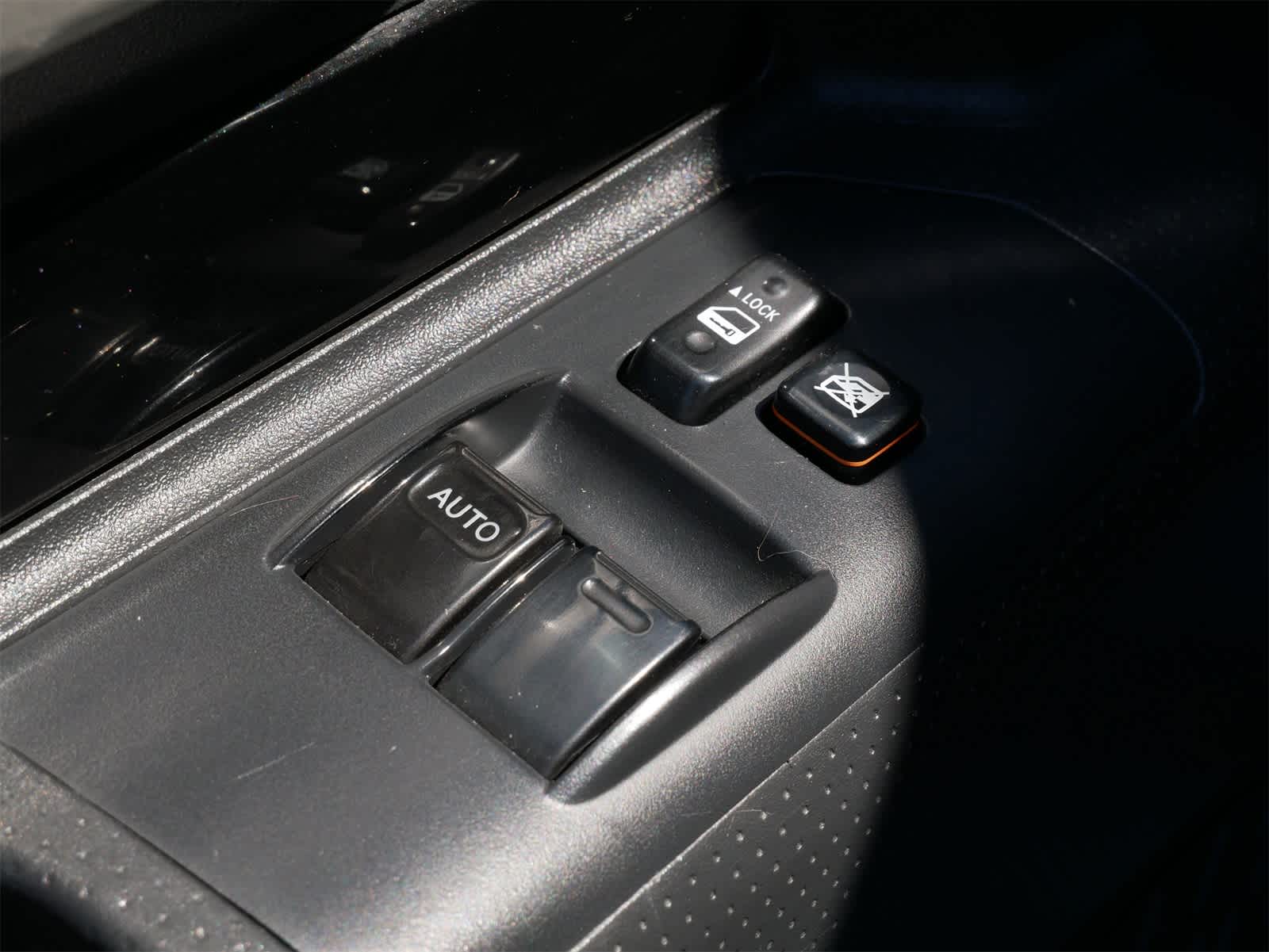 Thumbnail: 2007 Toyota FJ Cruiser - 10