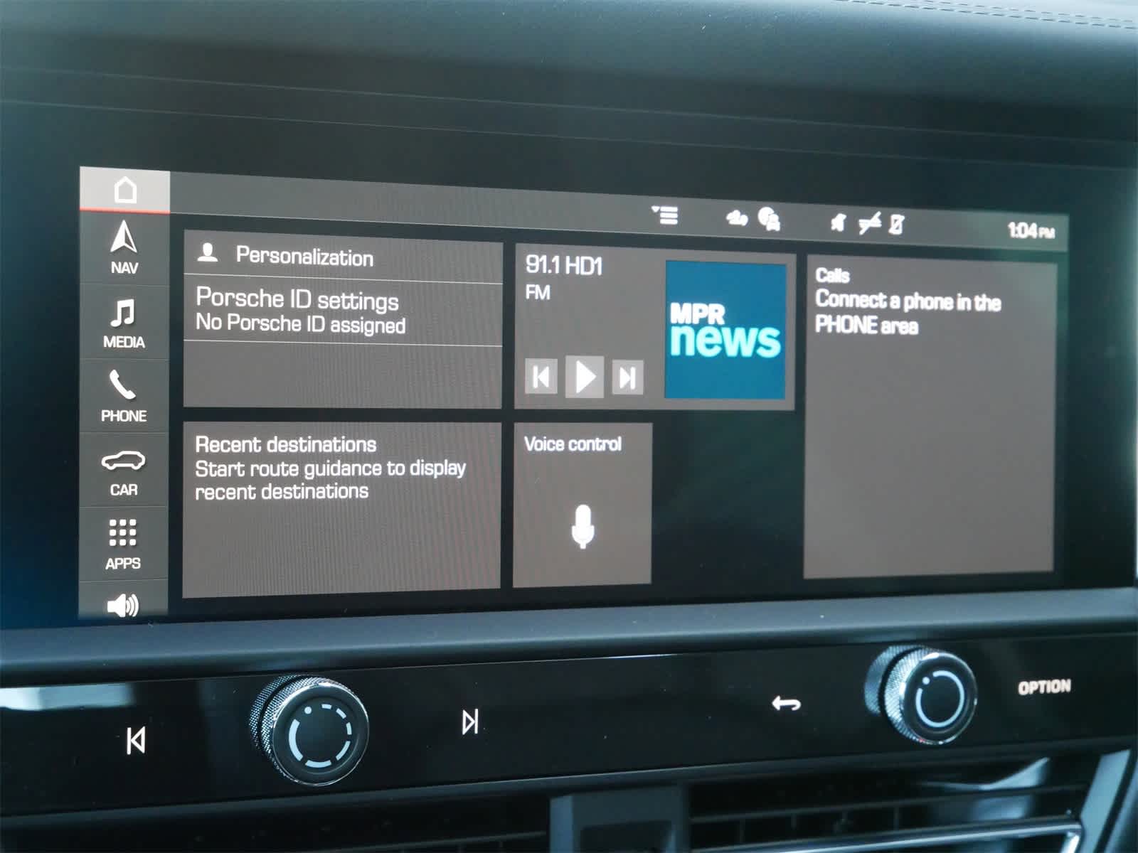 Thumbnail: 2026 Porsche Macan - 18