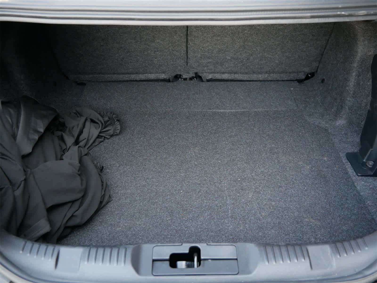 Thumbnail: 2022 Ford Mustang - 7