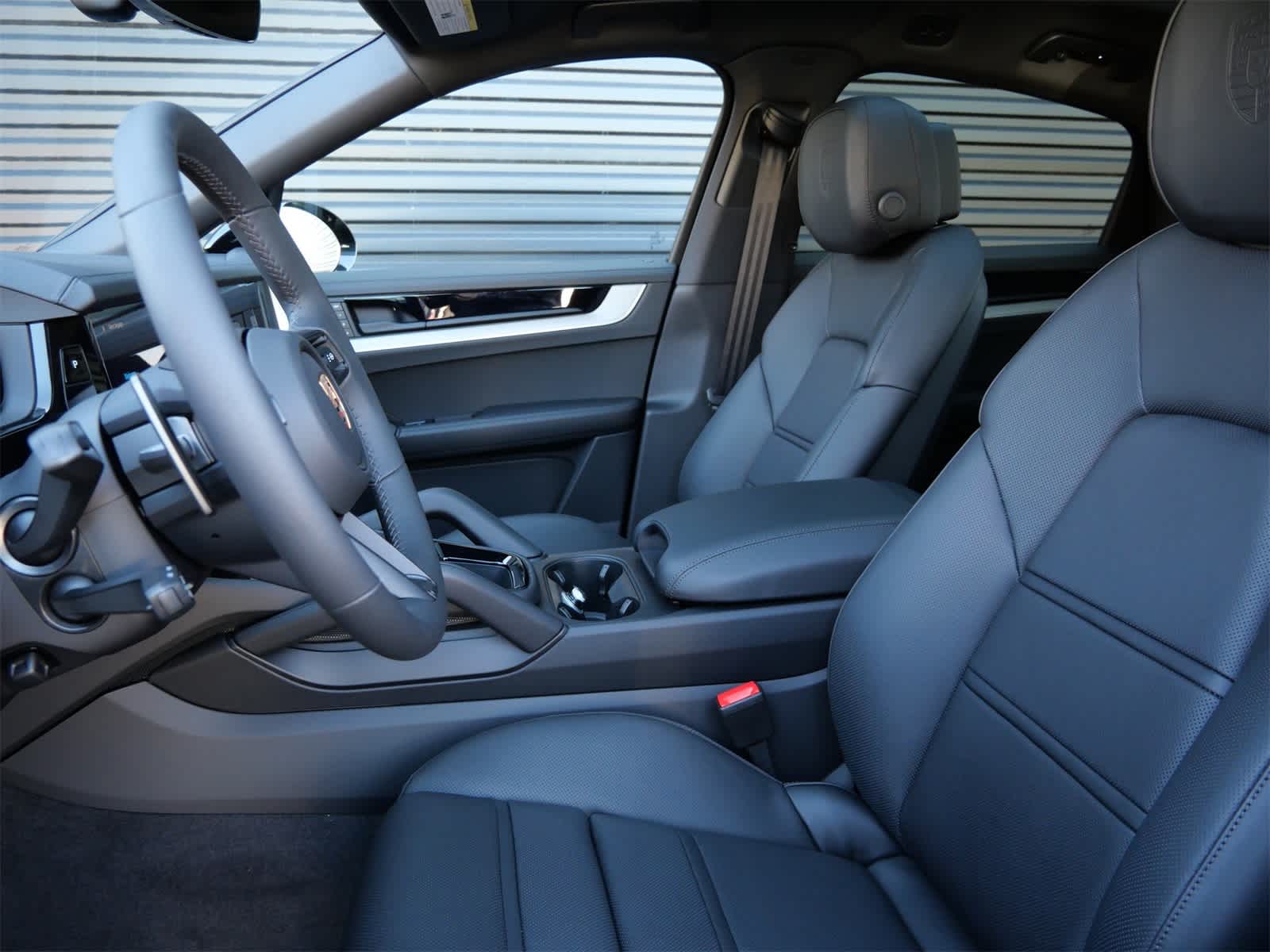 Thumbnail: 2026 Porsche Cayenne - 5