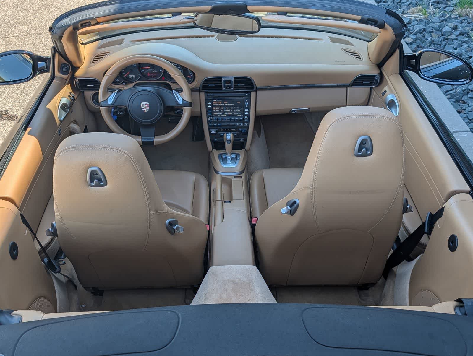 Thumbnail: 2011 Porsche 911 - 15