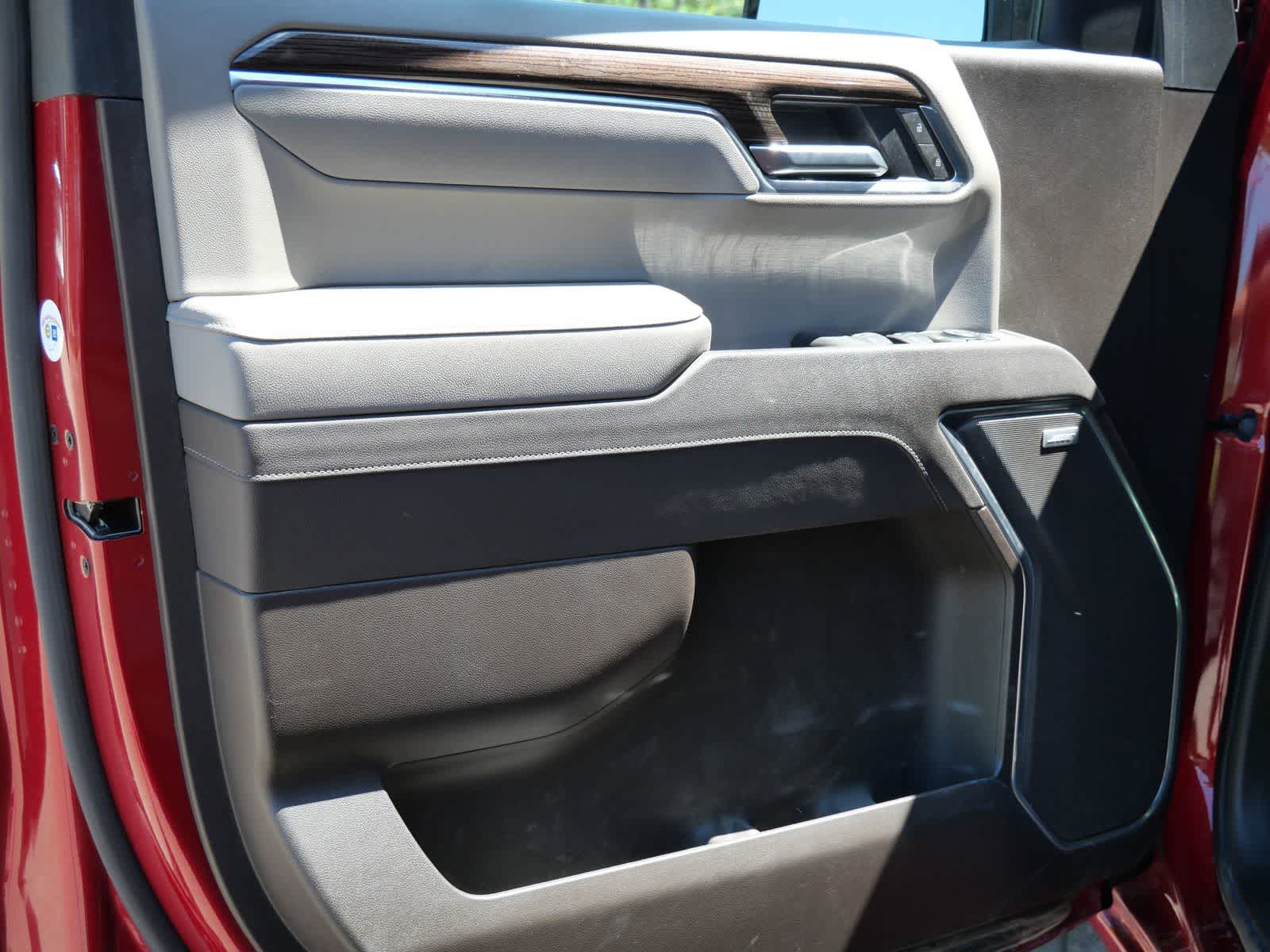 Thumbnail: 2025 Chevrolet Silverado 1500 - 8