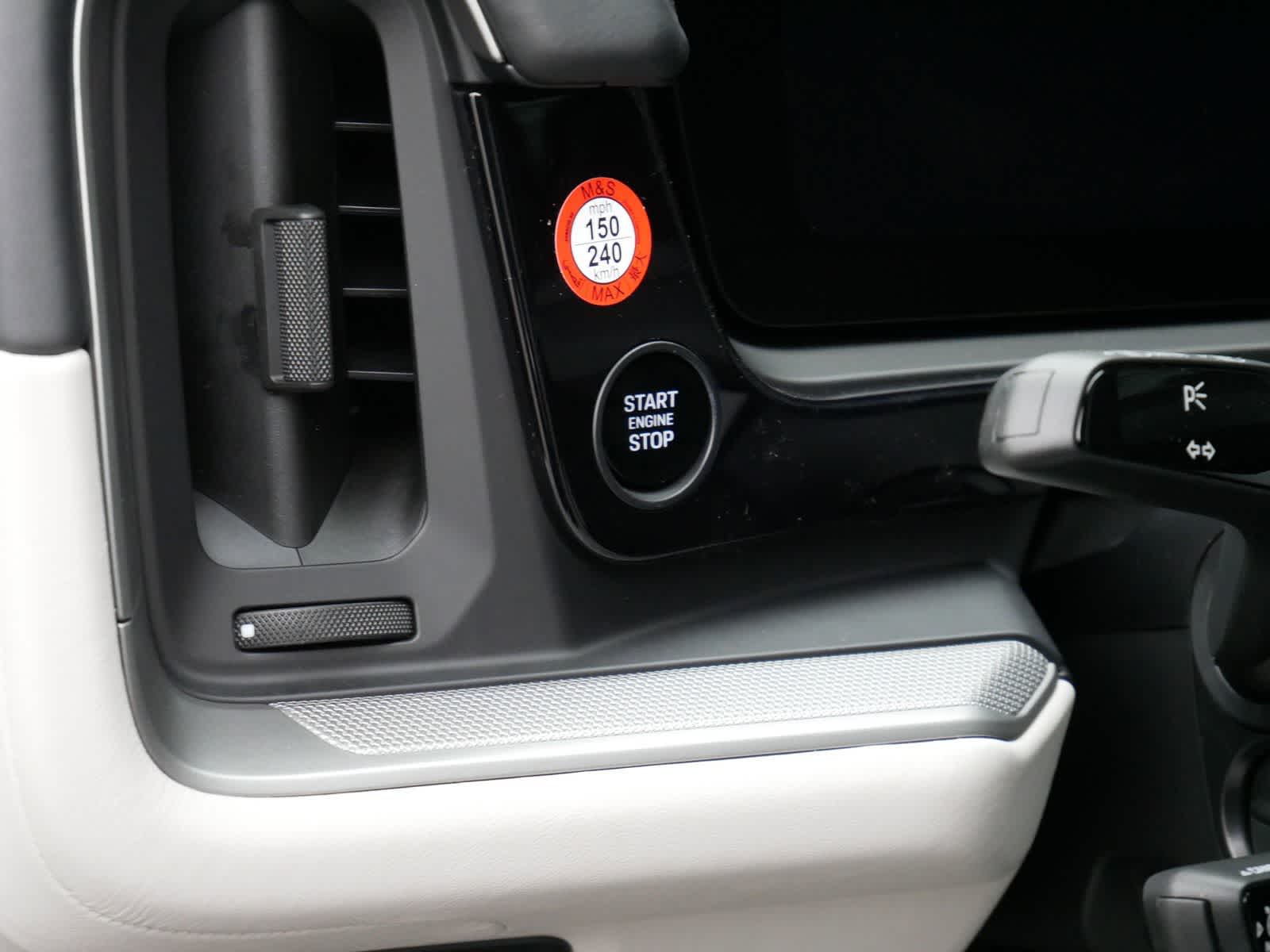 Thumbnail: 2026 Porsche Cayenne - 15