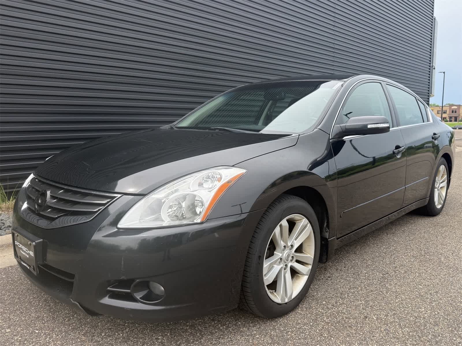 2012 Nissan Altima SR -
                  Saint Paul, MN