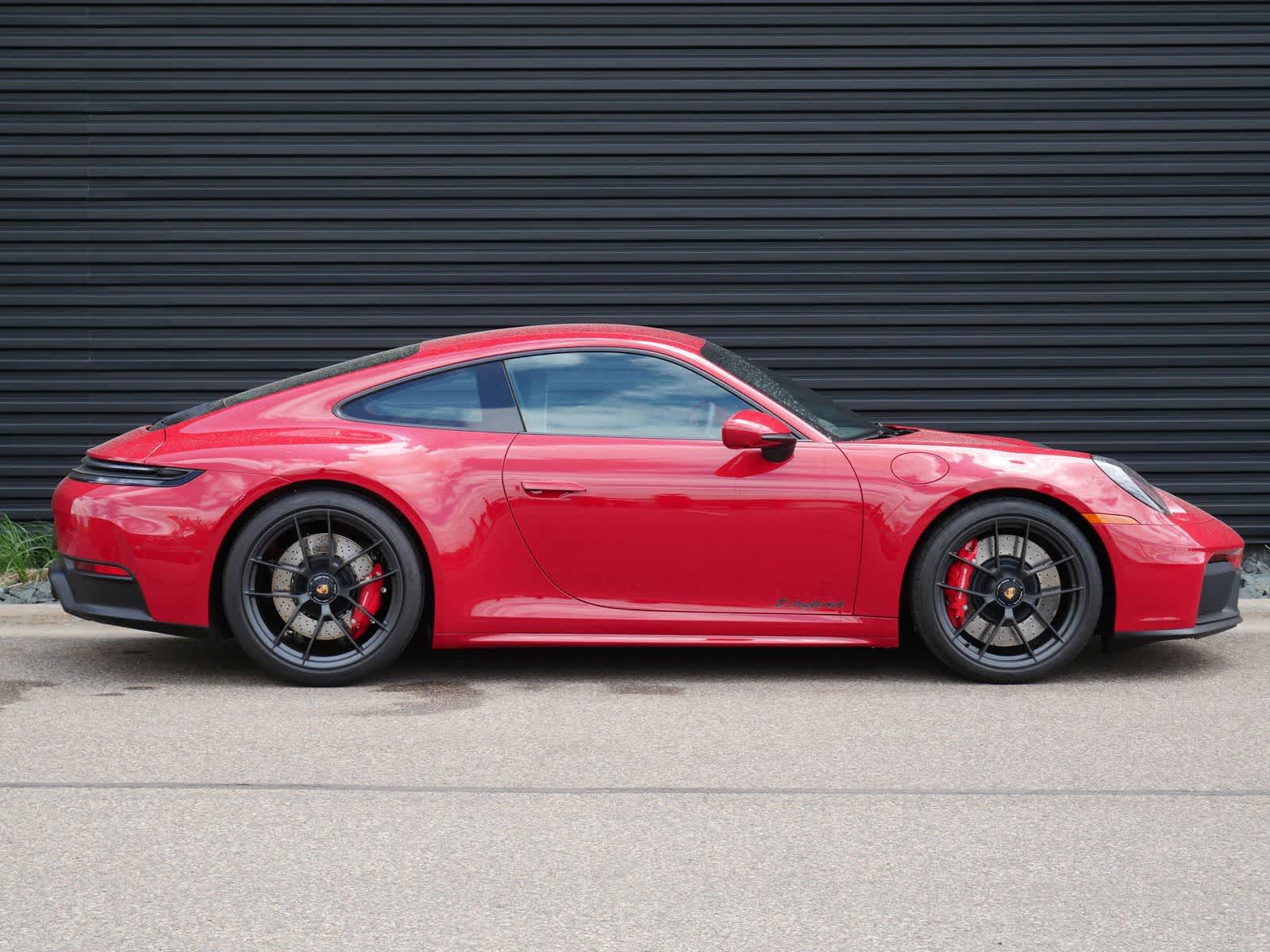 Thumbnail: 2025 Porsche 911 - 25