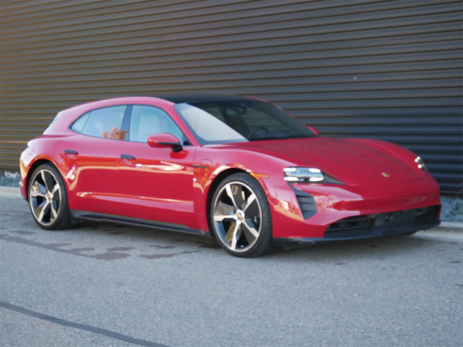 Thumbnail: 2023 Porsche Taycan - 28