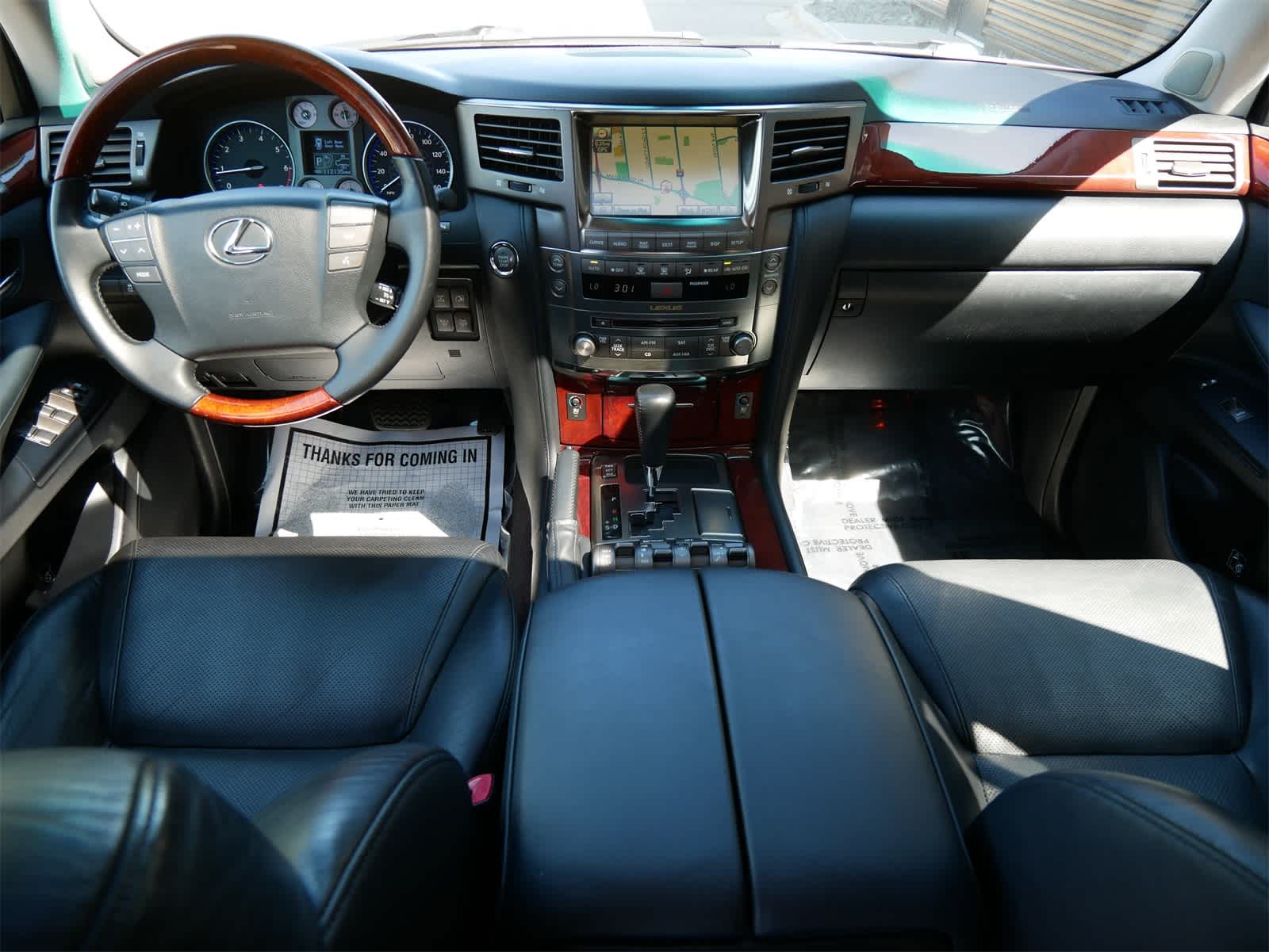 2011 Lexus LX 570 8