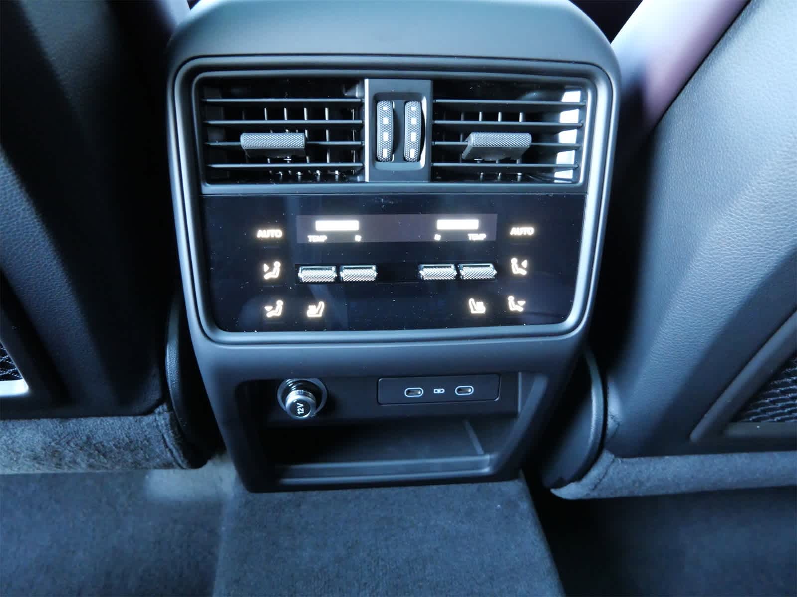 Thumbnail: 2026 Porsche Cayenne - 21