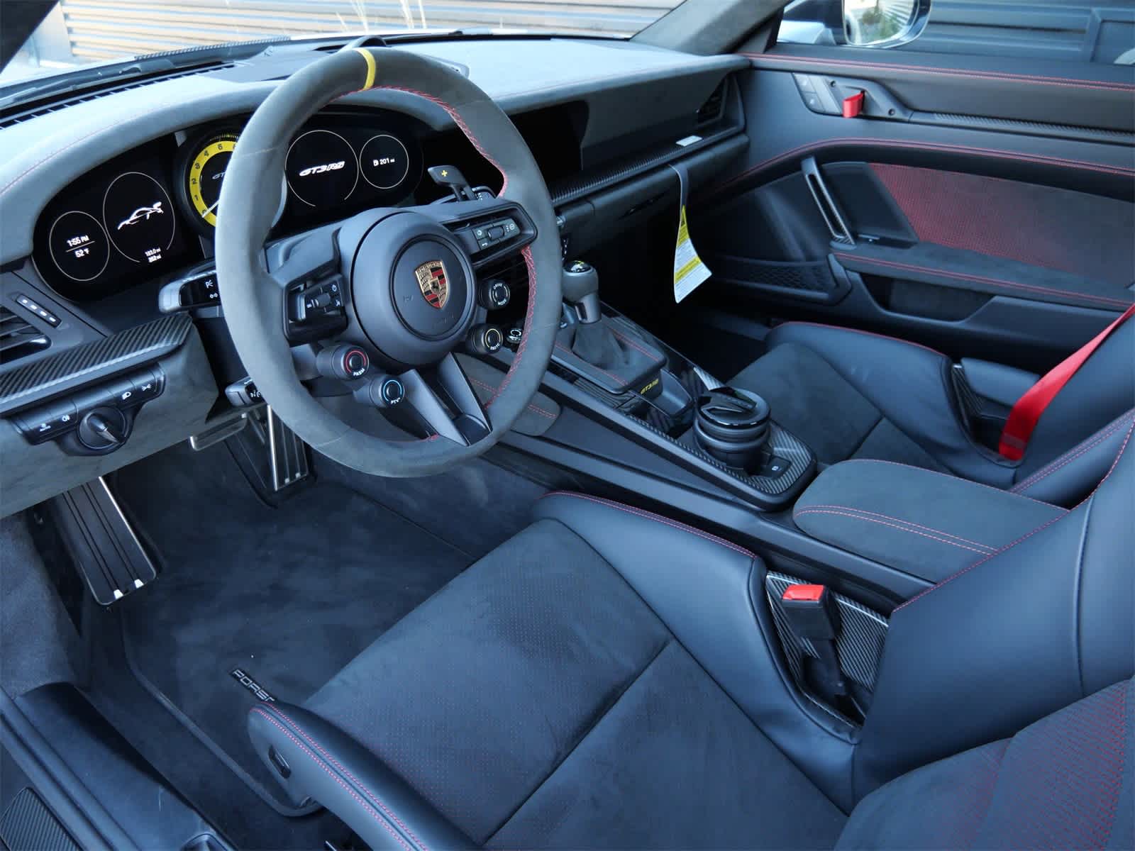 Thumbnail: 2025 Porsche 911 - 4