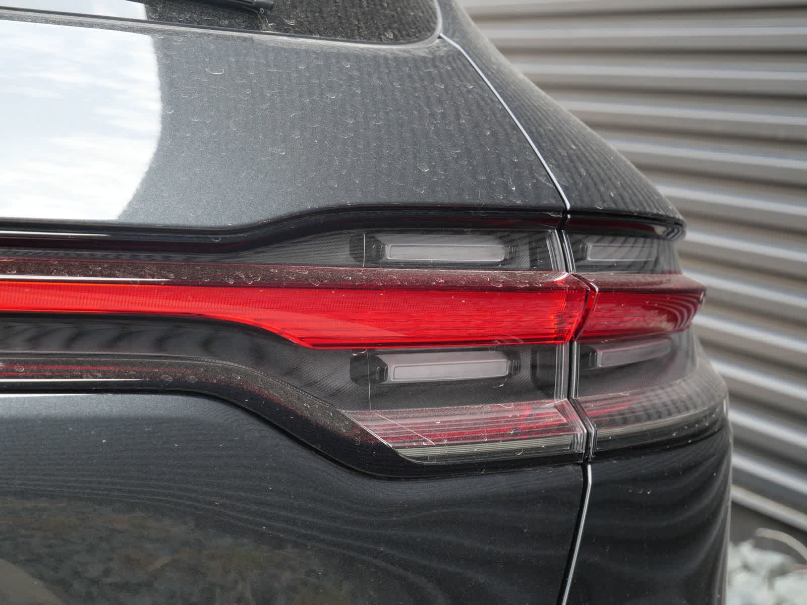Thumbnail: 2026 Porsche Macan - 8