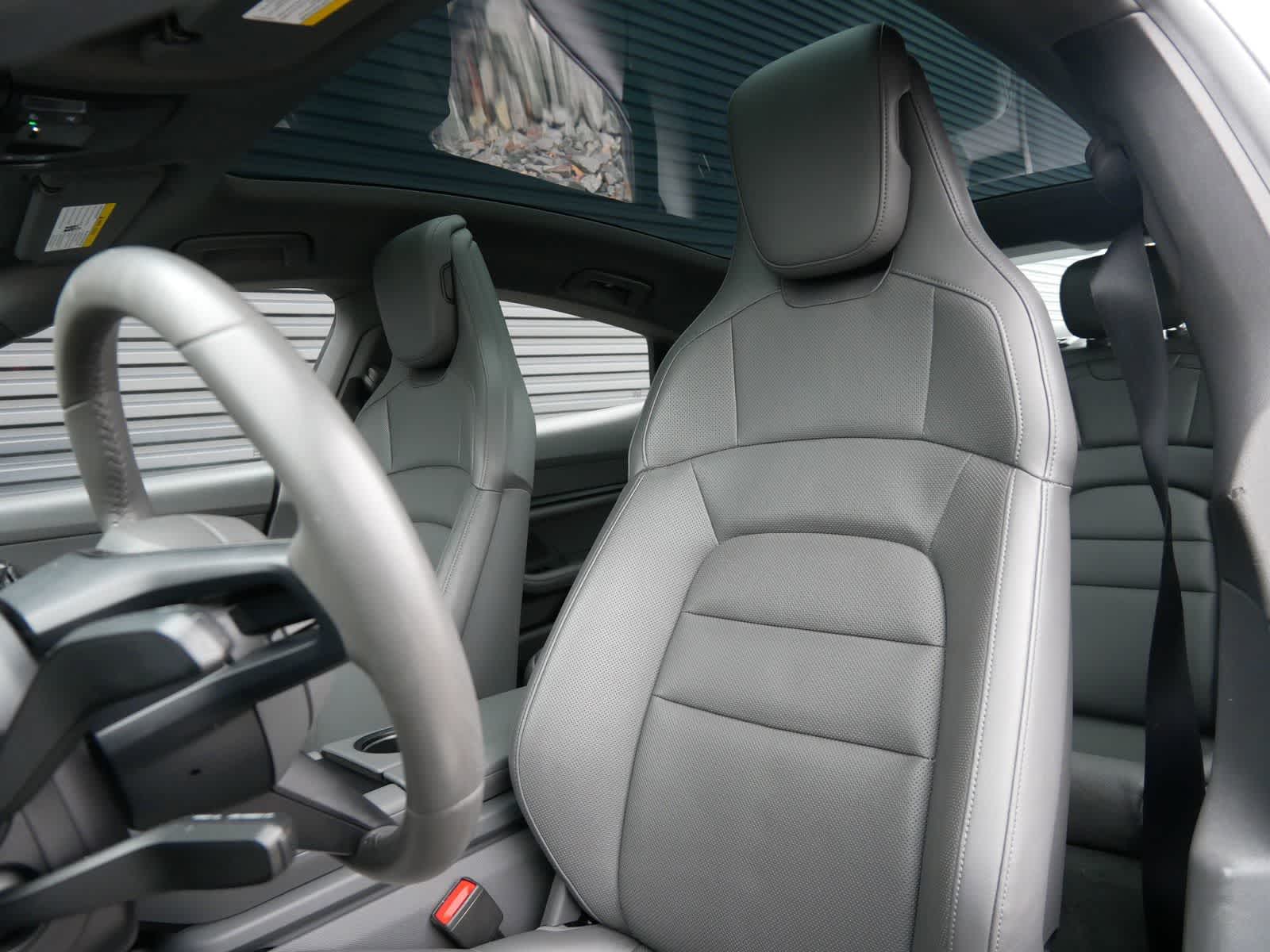 Thumbnail: 2021 Porsche Taycan - 5