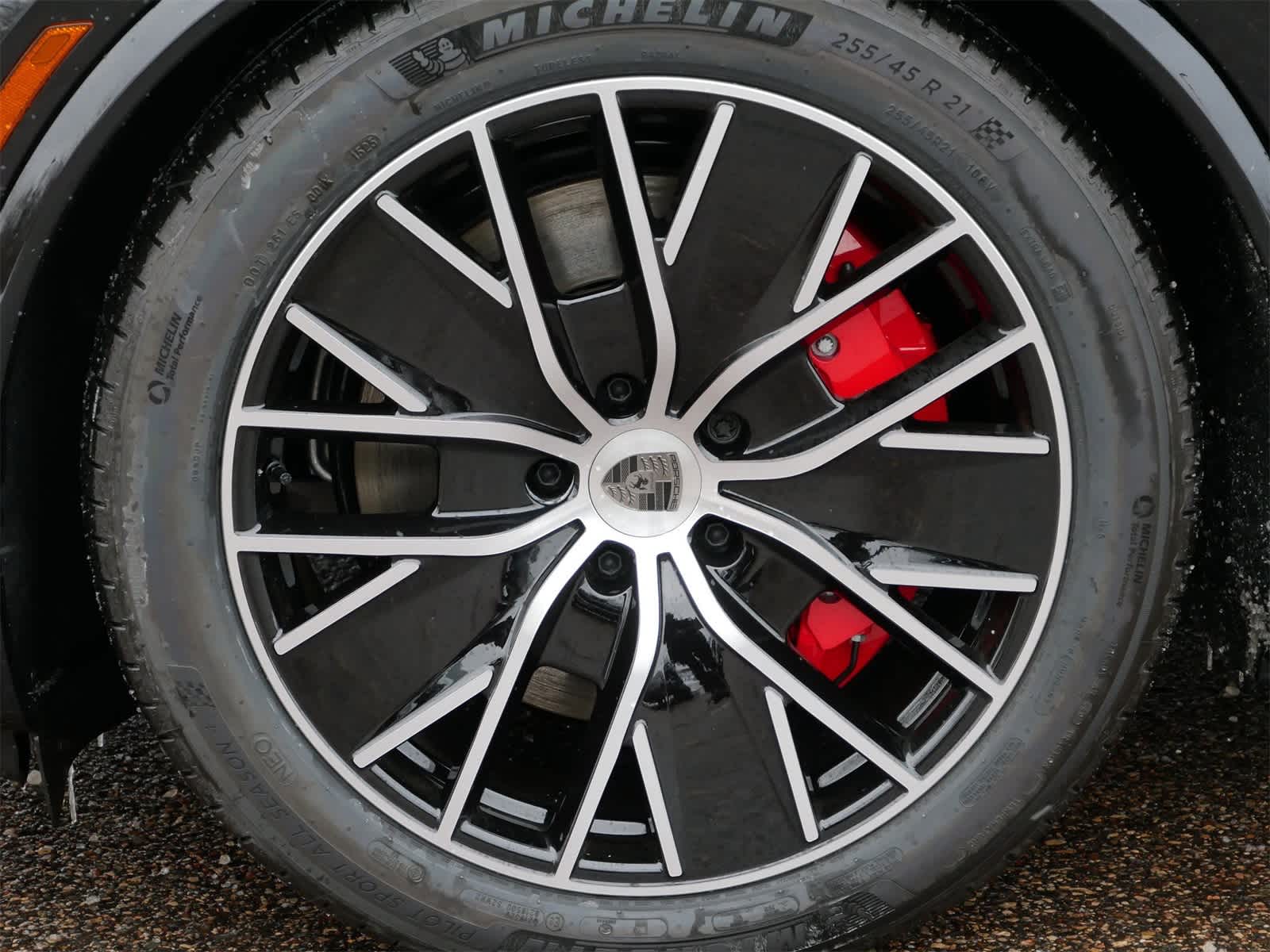 Thumbnail: 2025 Porsche Macan - 7