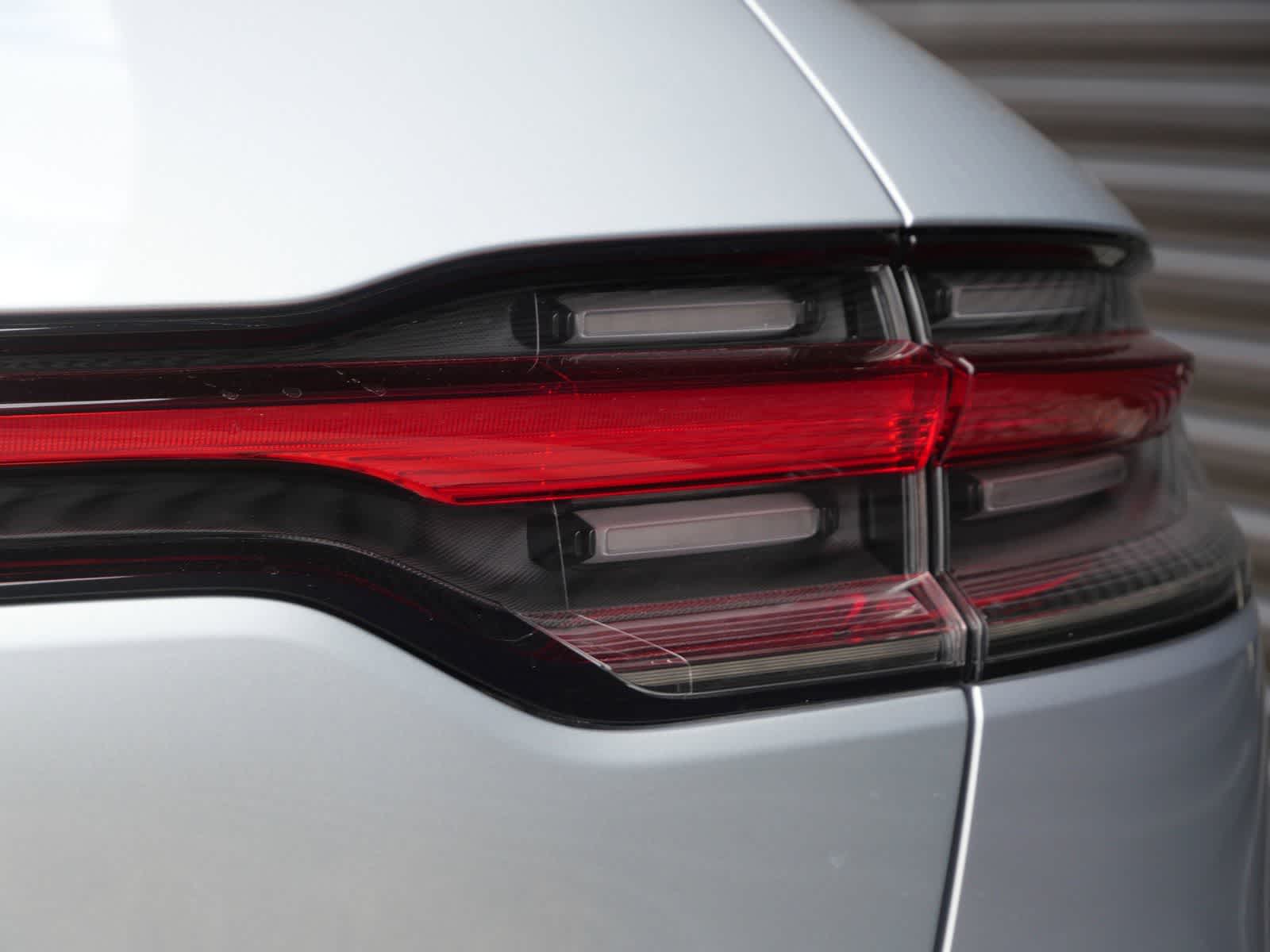 Thumbnail: 2026 Porsche Macan - 8