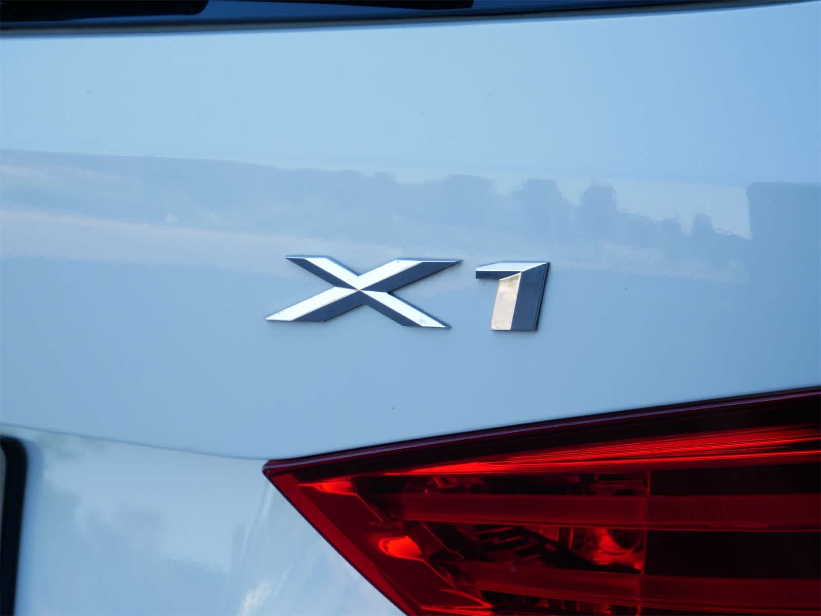 Thumbnail: 2015 BMW X1 - 24