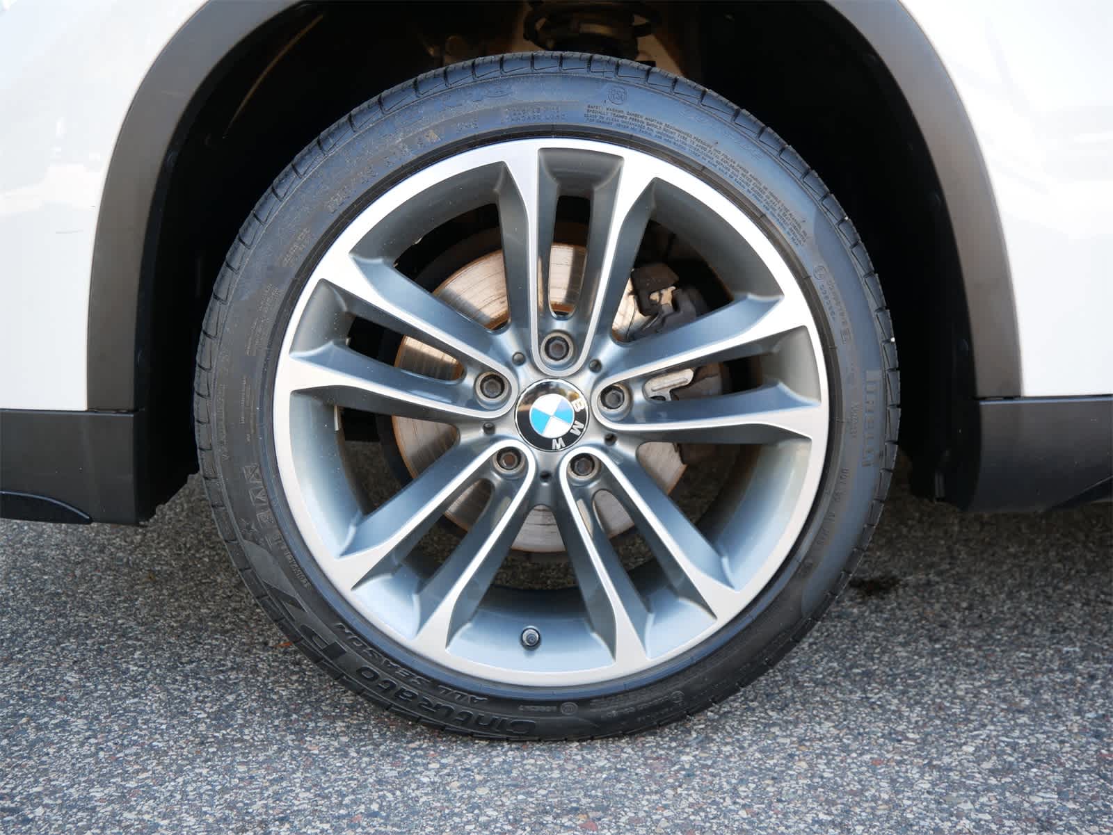 Thumbnail: 2015 BMW X1 - 22