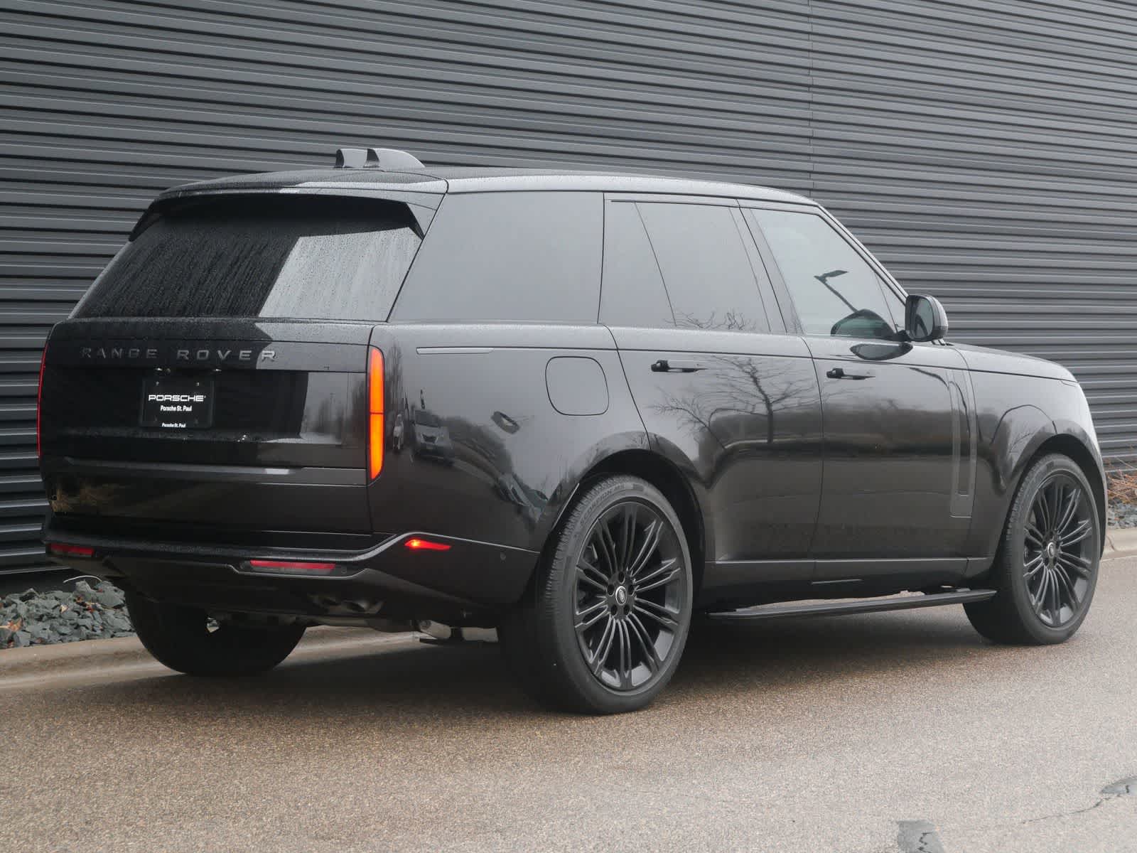 Thumbnail: 2025 Land Rover Range Rover - 24