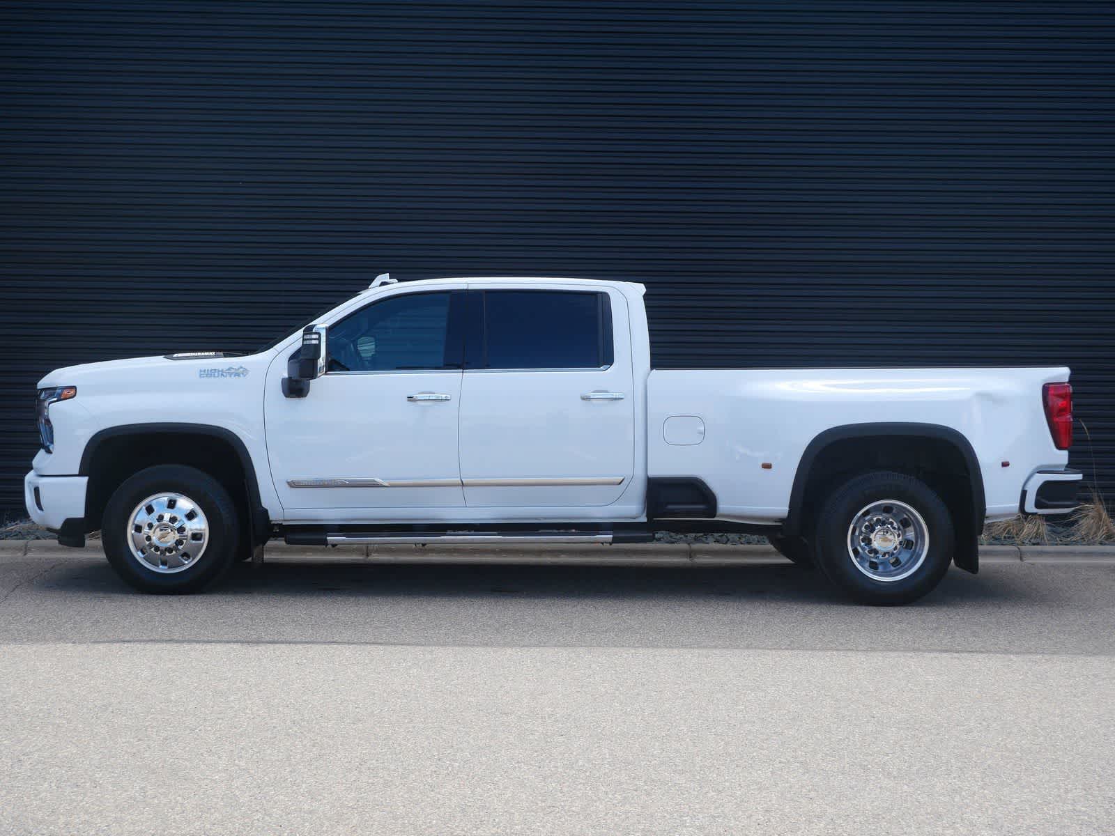 Thumbnail: 2024 Chevrolet Silverado 3500 - 2