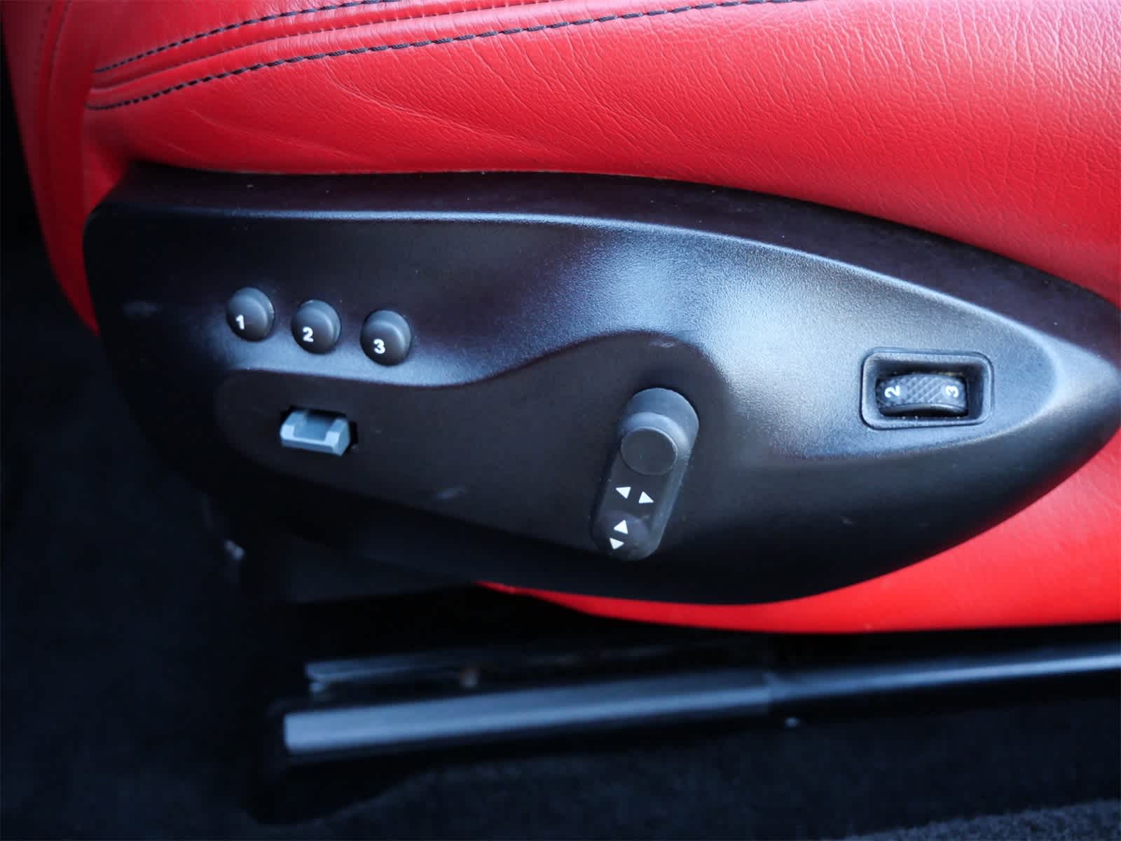 Thumbnail: 2017 Maserati GranTurismo - 10