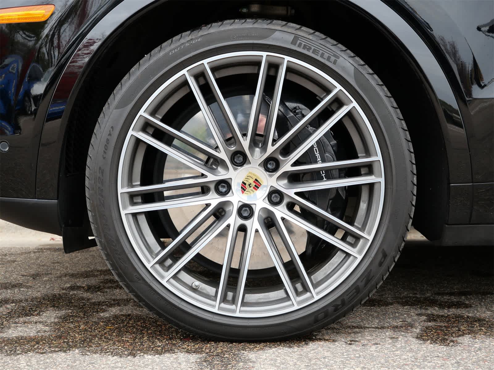 Thumbnail: 2022 Porsche Cayenne - 22