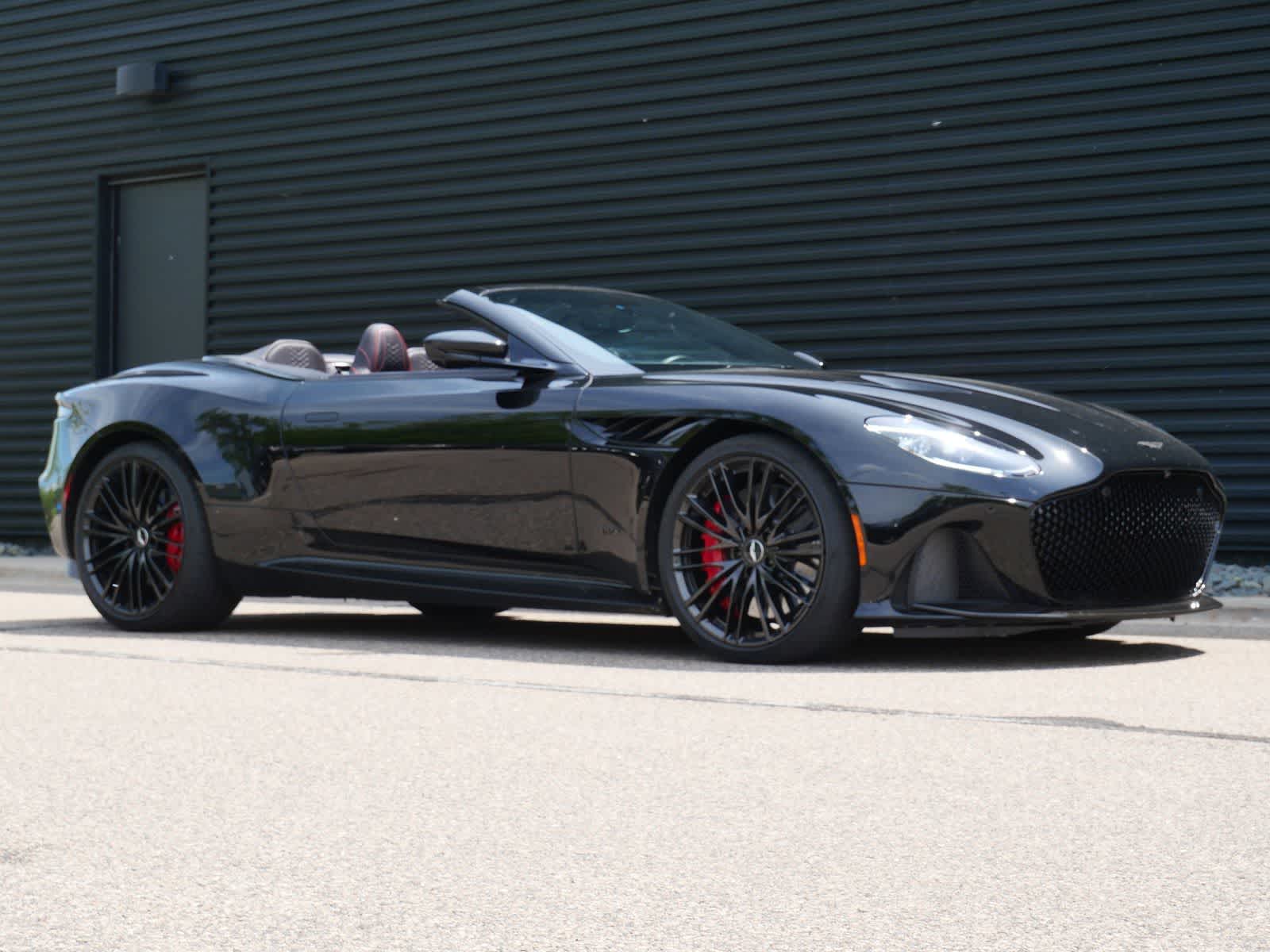 Thumbnail: 2023 Aston Martin DBS - 27