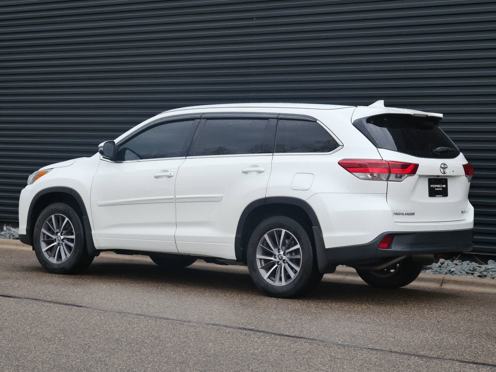 Thumbnail: 2018 Toyota Highlander - 3