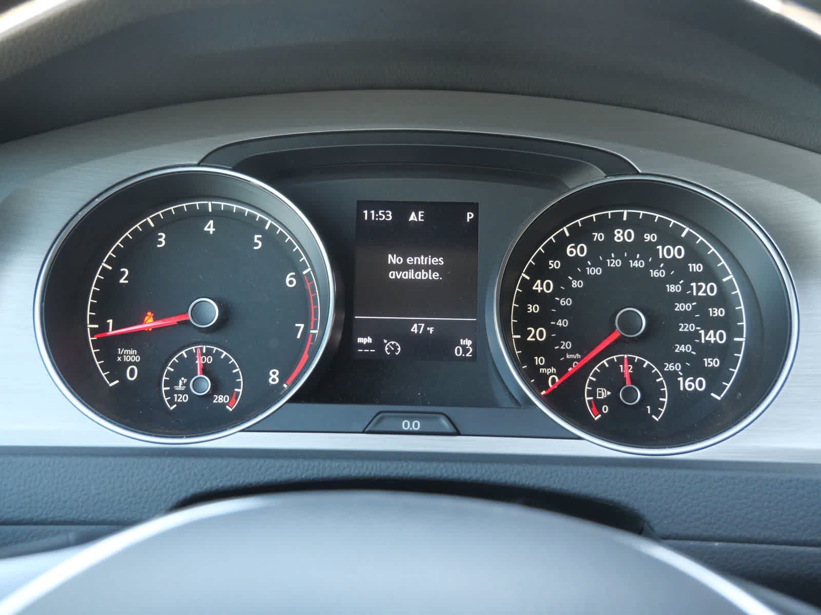 Thumbnail: 2017 Volkswagen e-Golf - 19