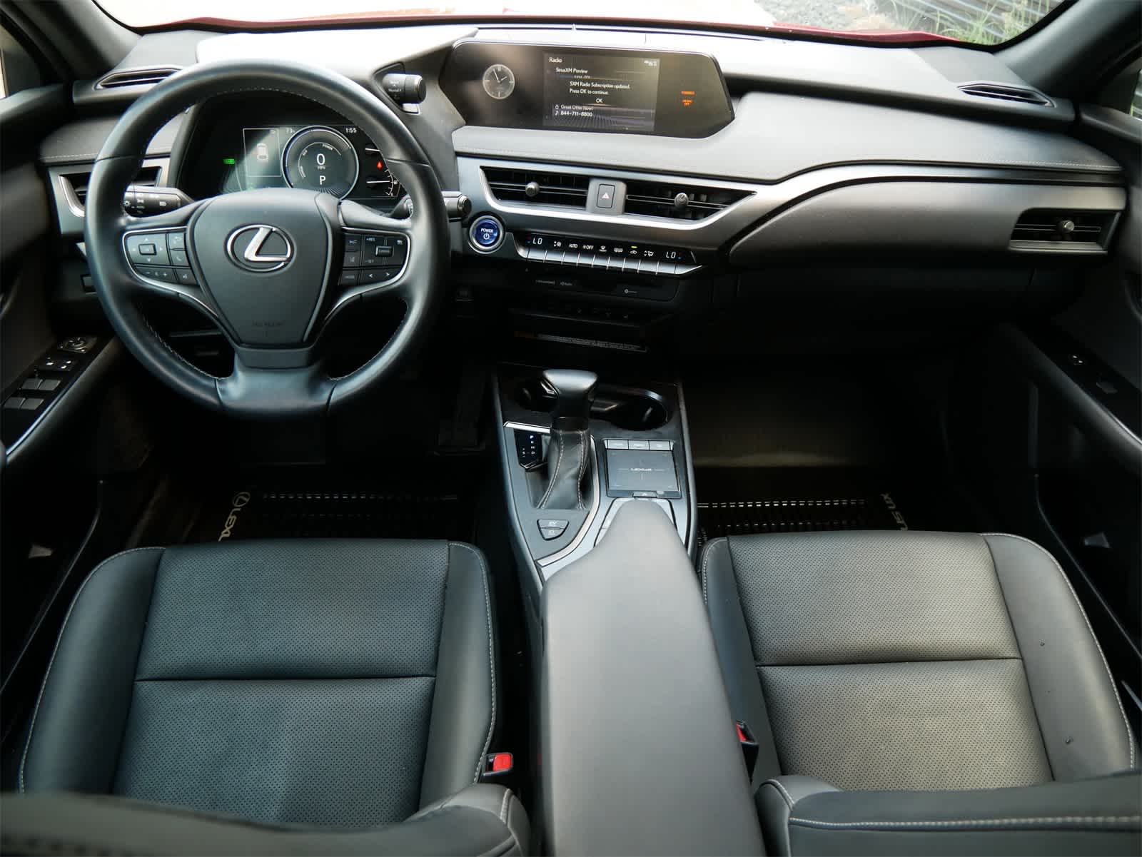Thumbnail: 2021 Lexus UX - 8