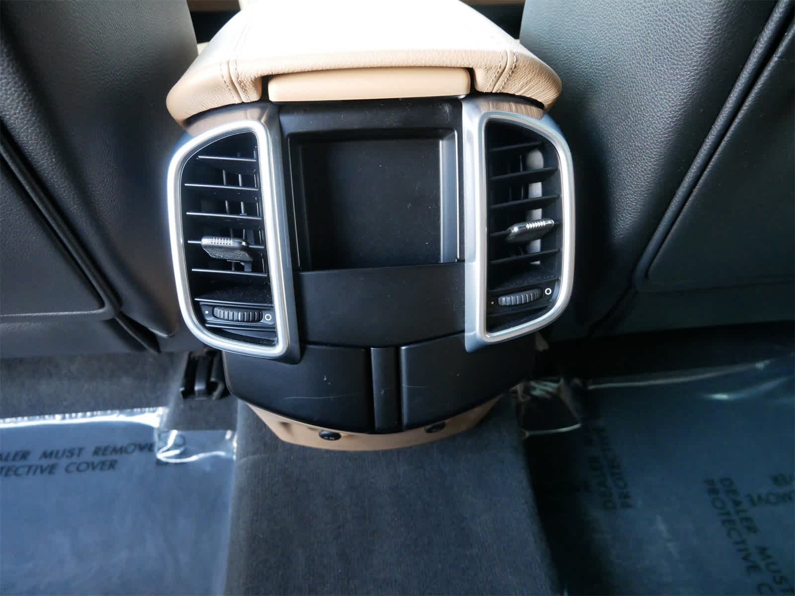 Thumbnail: 2014 Porsche Cayenne - 13