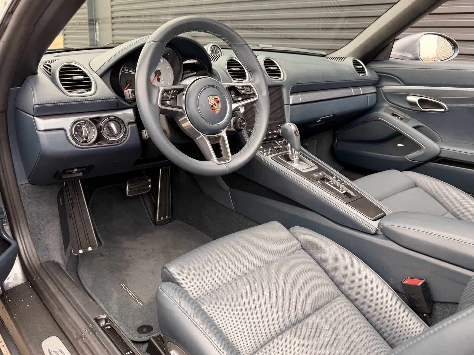 Thumbnail: 2025 Porsche 718 Boxster - 4