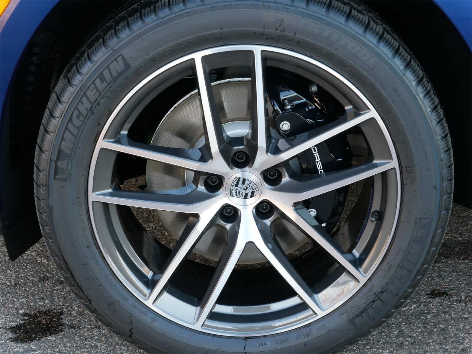 Thumbnail: 2026 Porsche Macan - 7