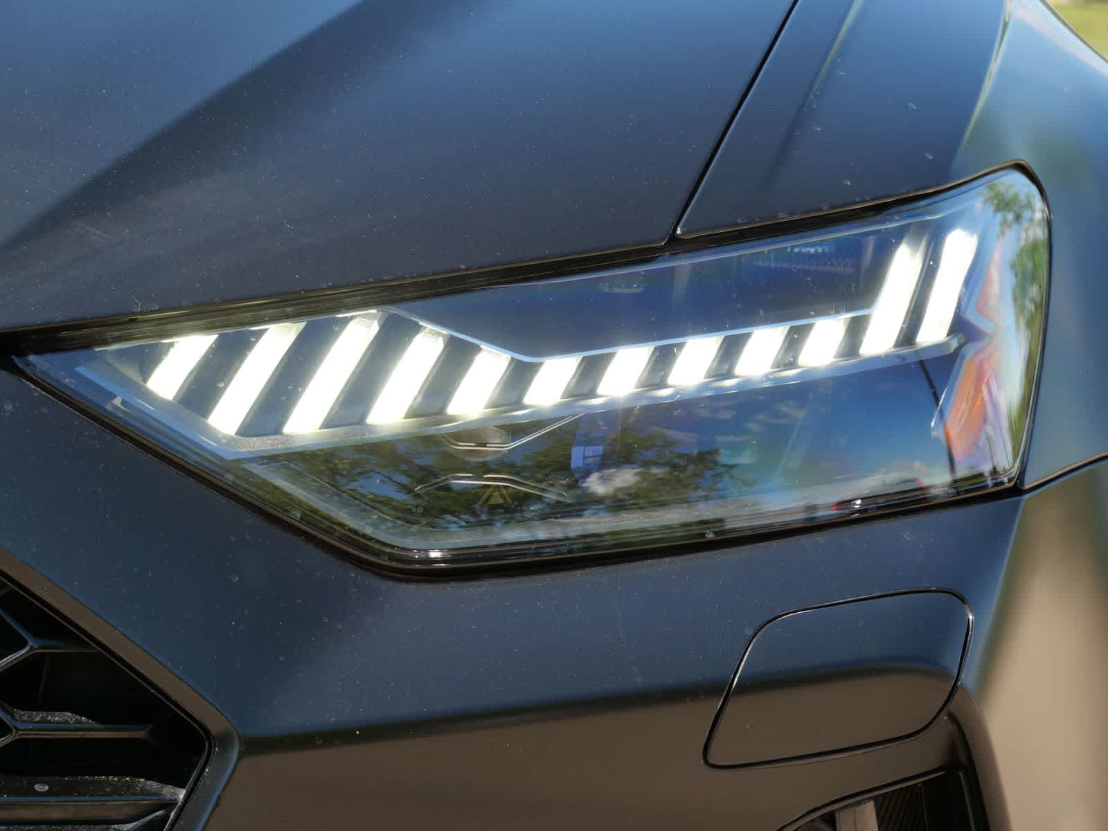 Thumbnail: 2021 Audi RS 6 - 5